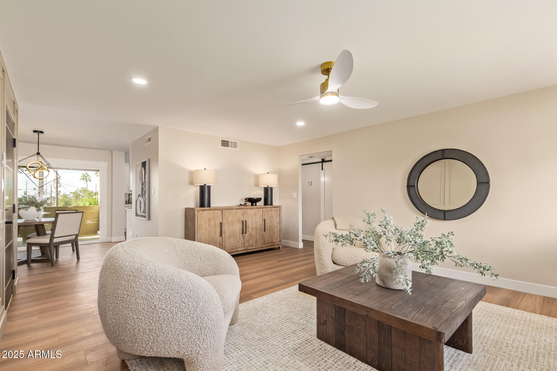 4201 E CAMELBACK Road 14