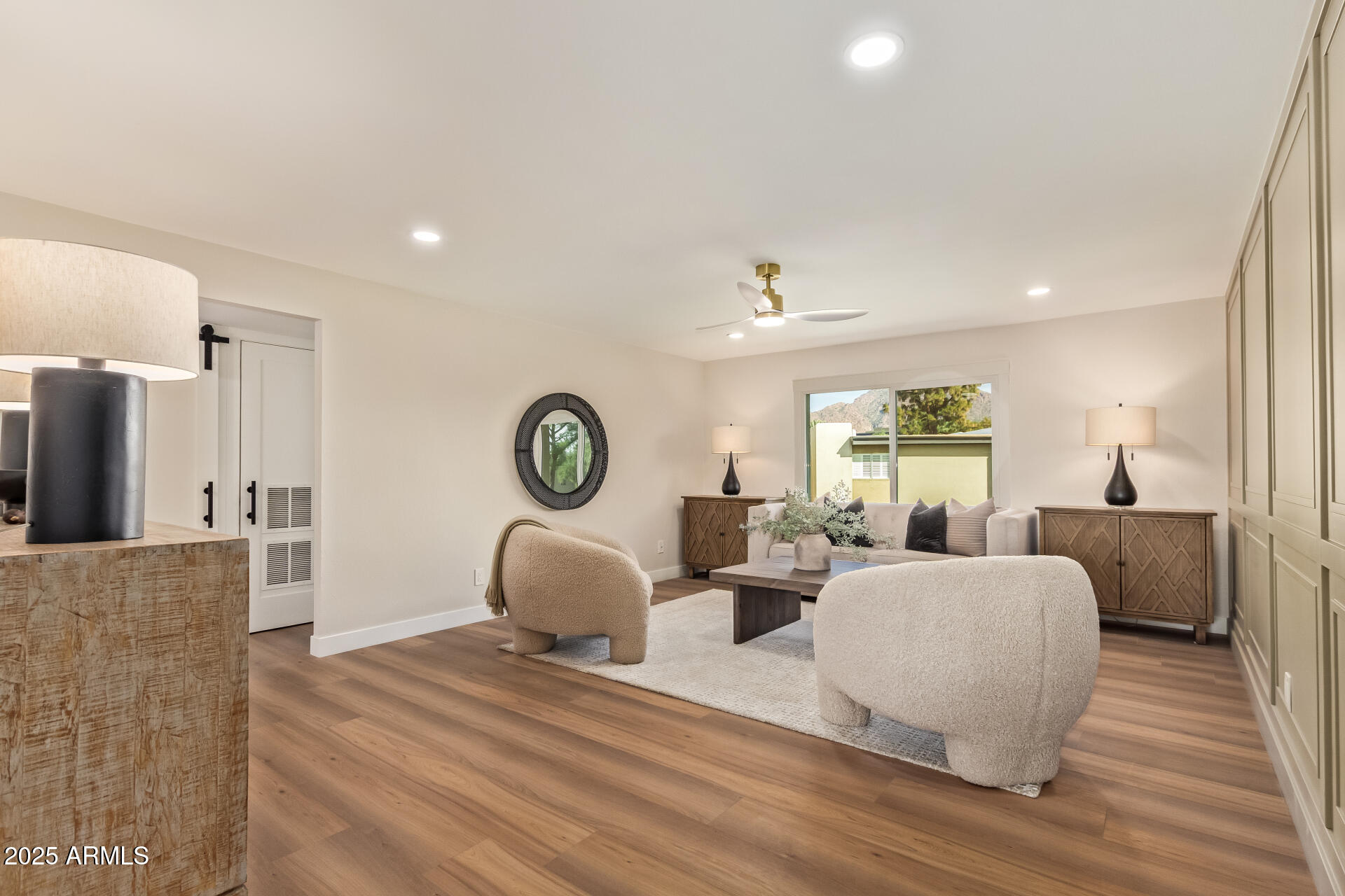 4201 E CAMELBACK Road 14