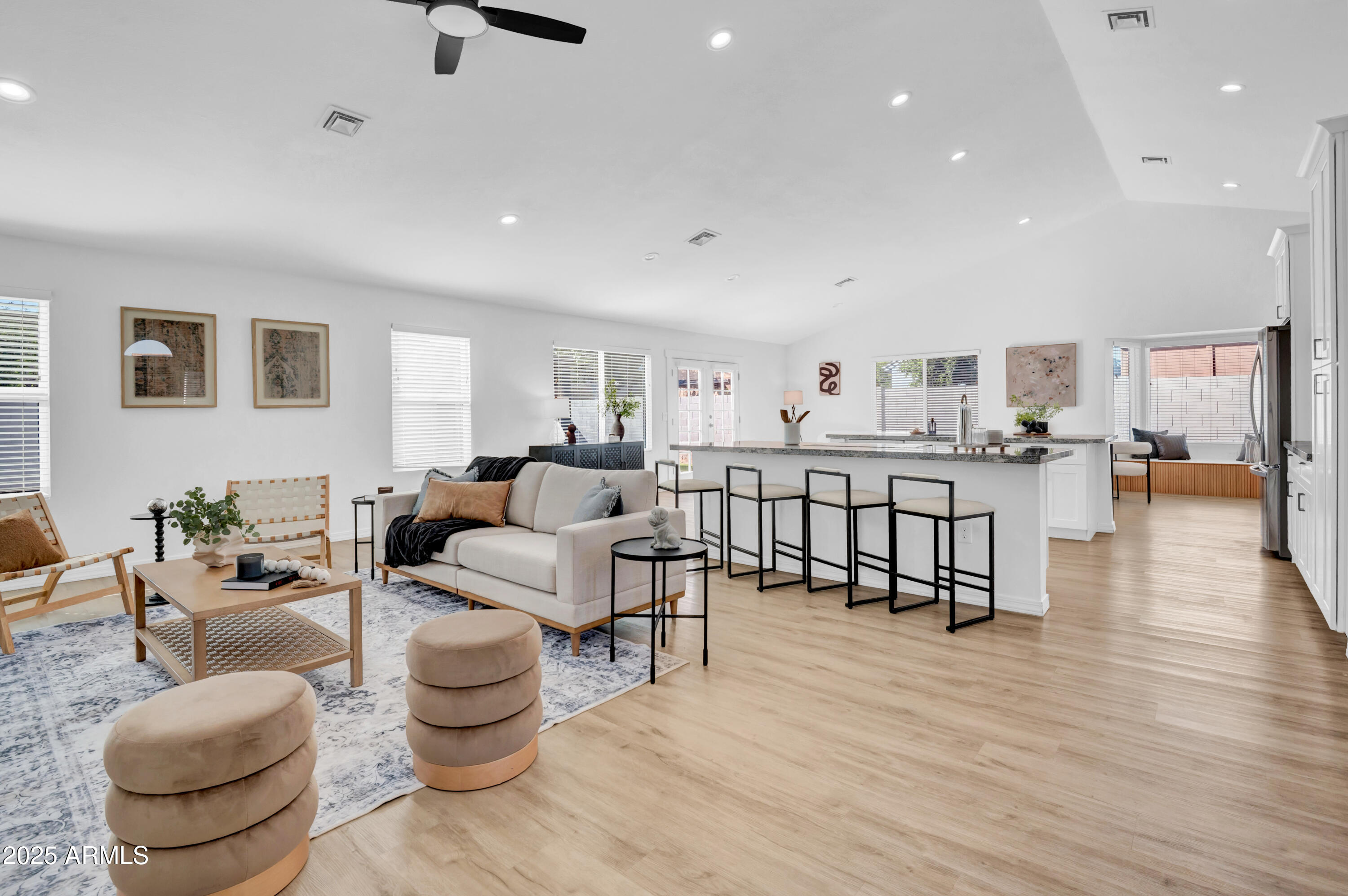 3641 W SARAGOSA Street