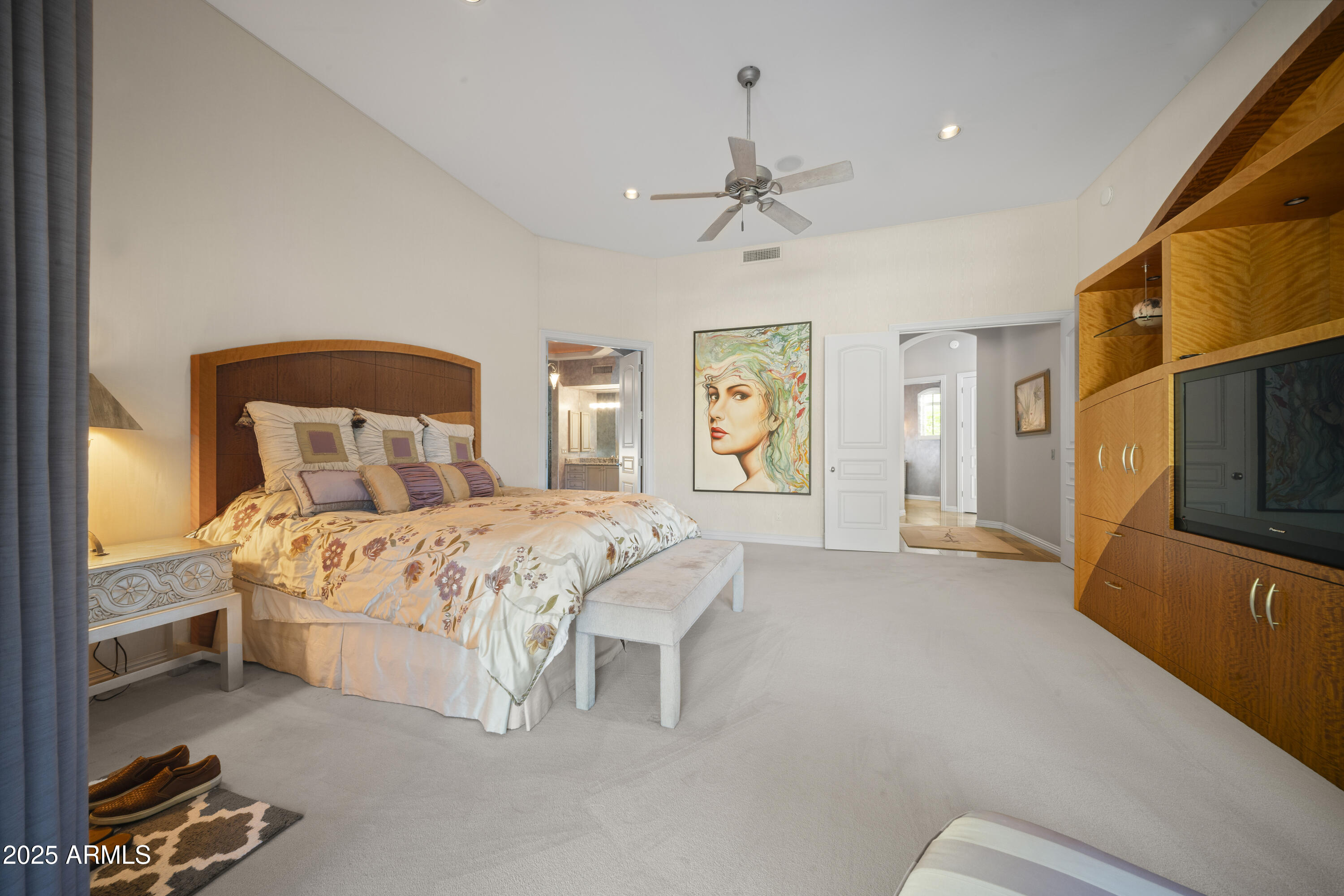 8350 E VIA DEL SOL Drive