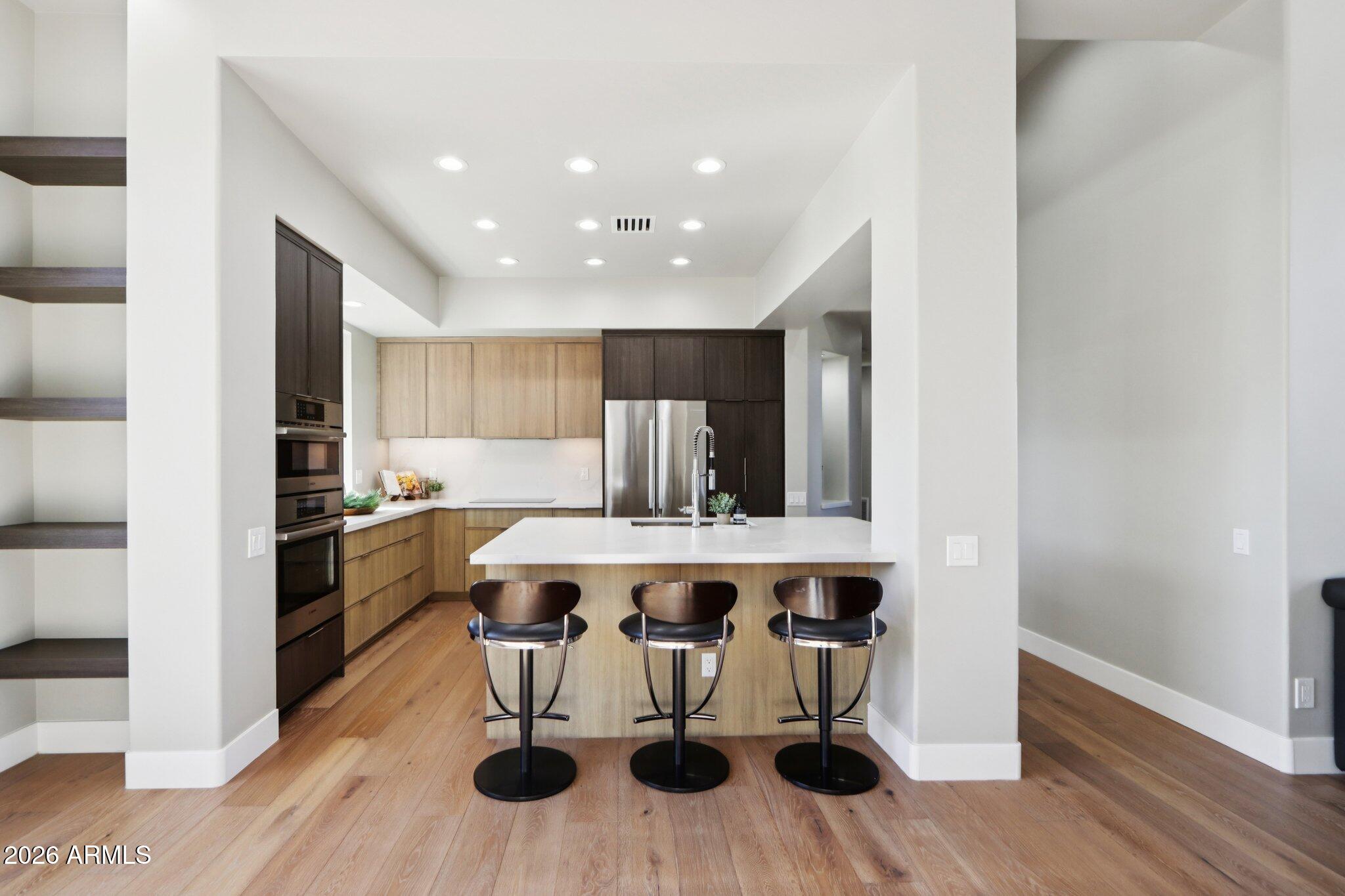 8989 N GAINEY CENTER Drive 237