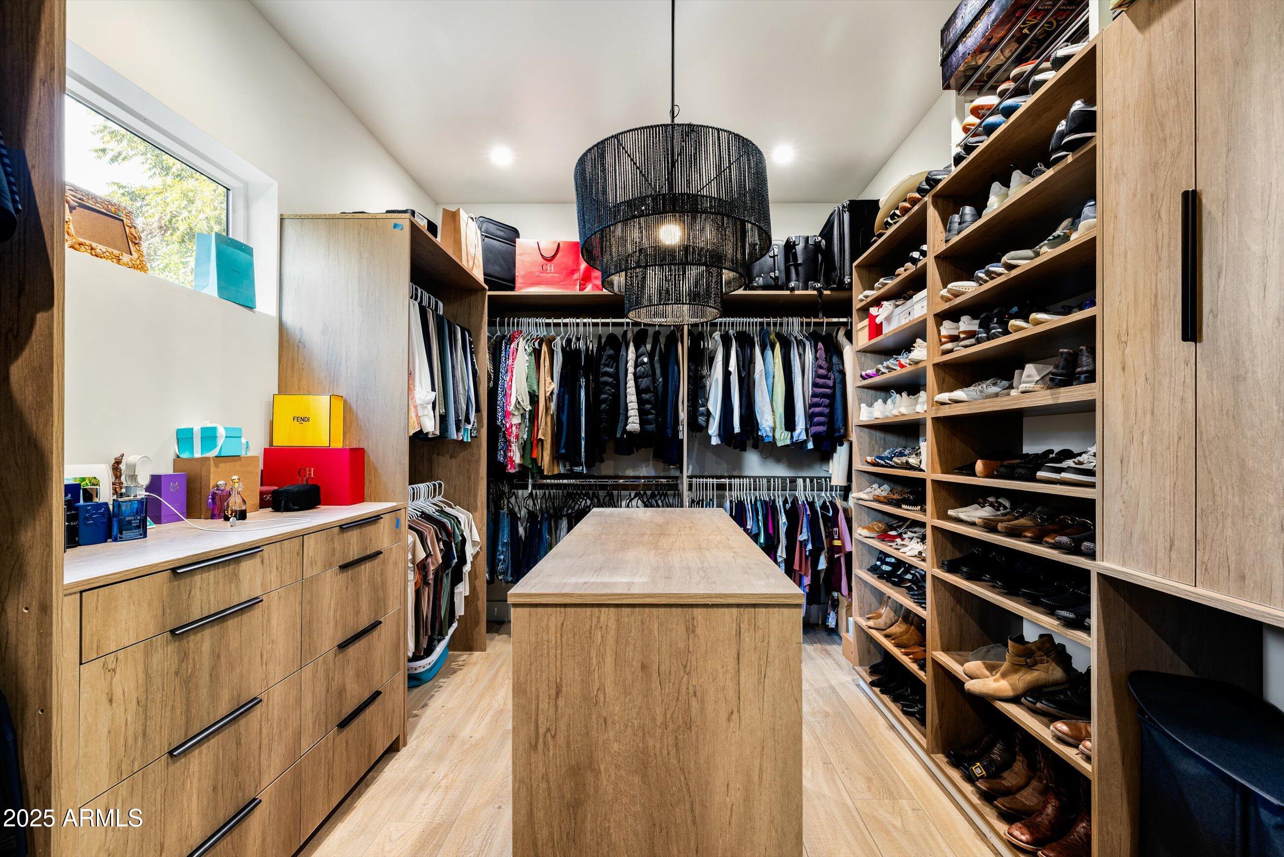 3721 E PICCADILLY Road