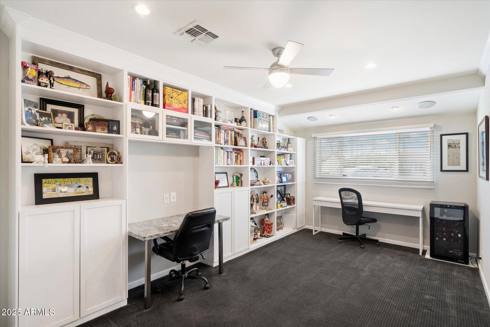 3328 E TURNEY Avenue