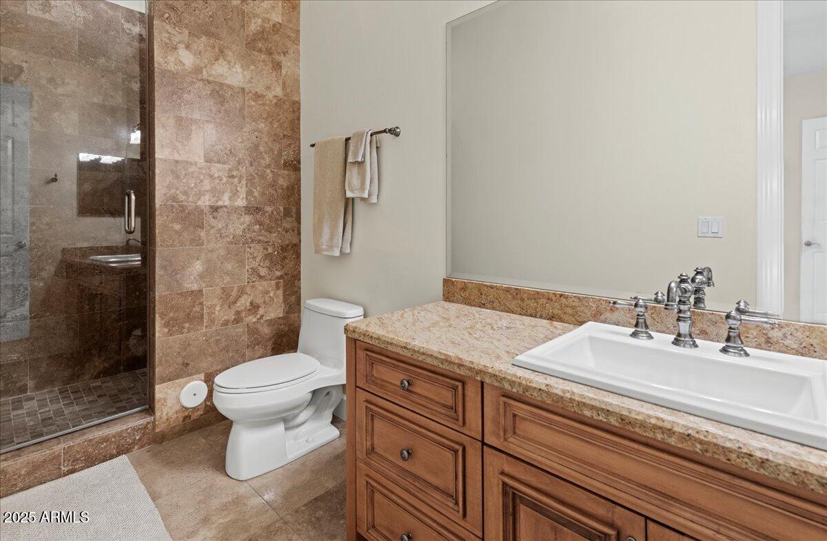 6630 E LAFAYETTE Boulevard