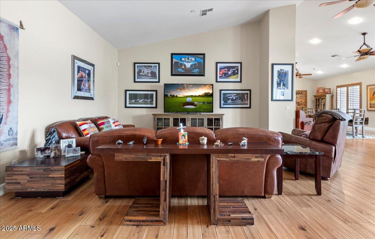 6630 E LAFAYETTE Boulevard