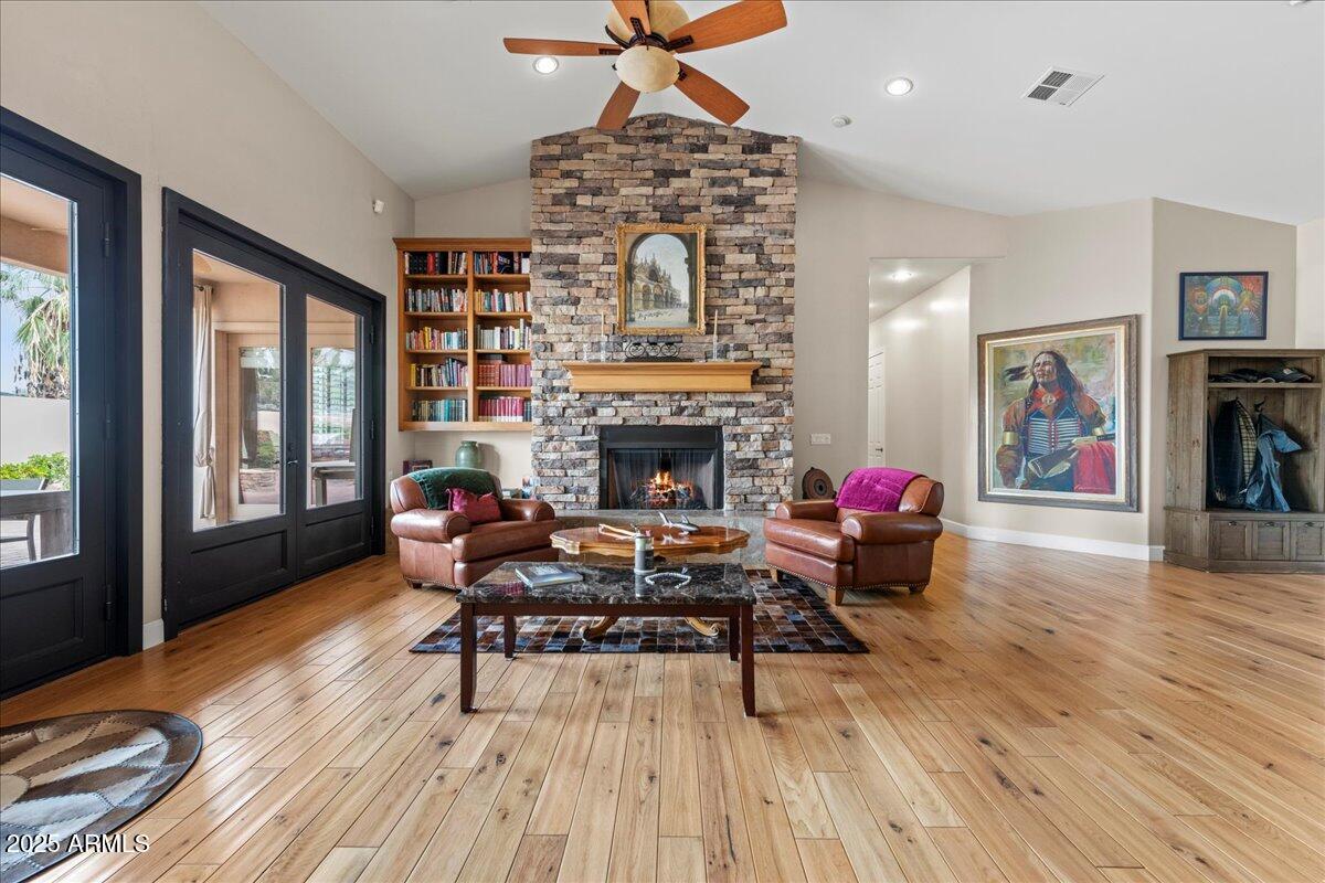 6630 E LAFAYETTE Boulevard