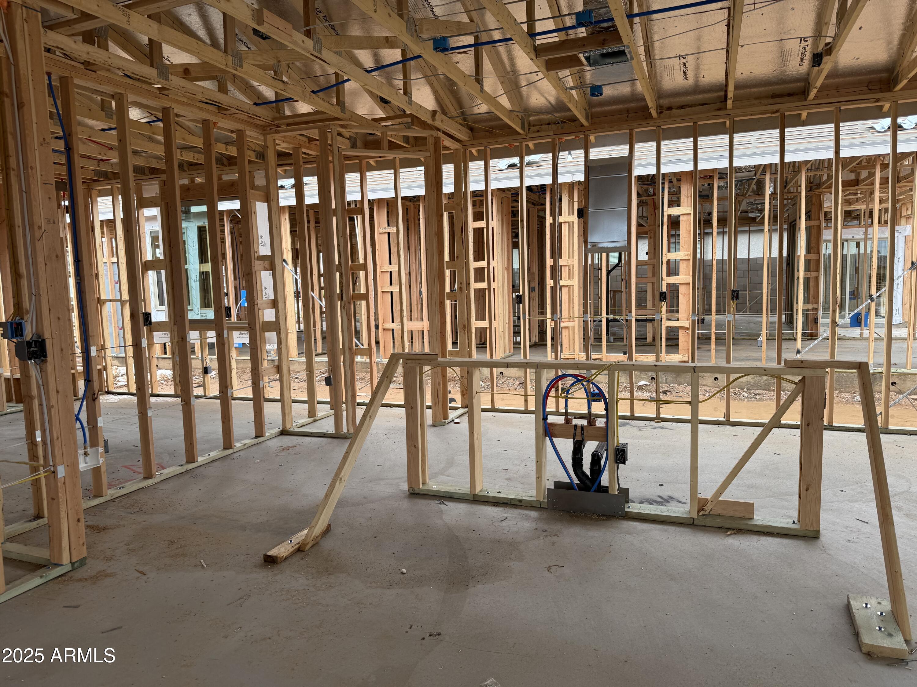 18240 W CAMINO DE ORO