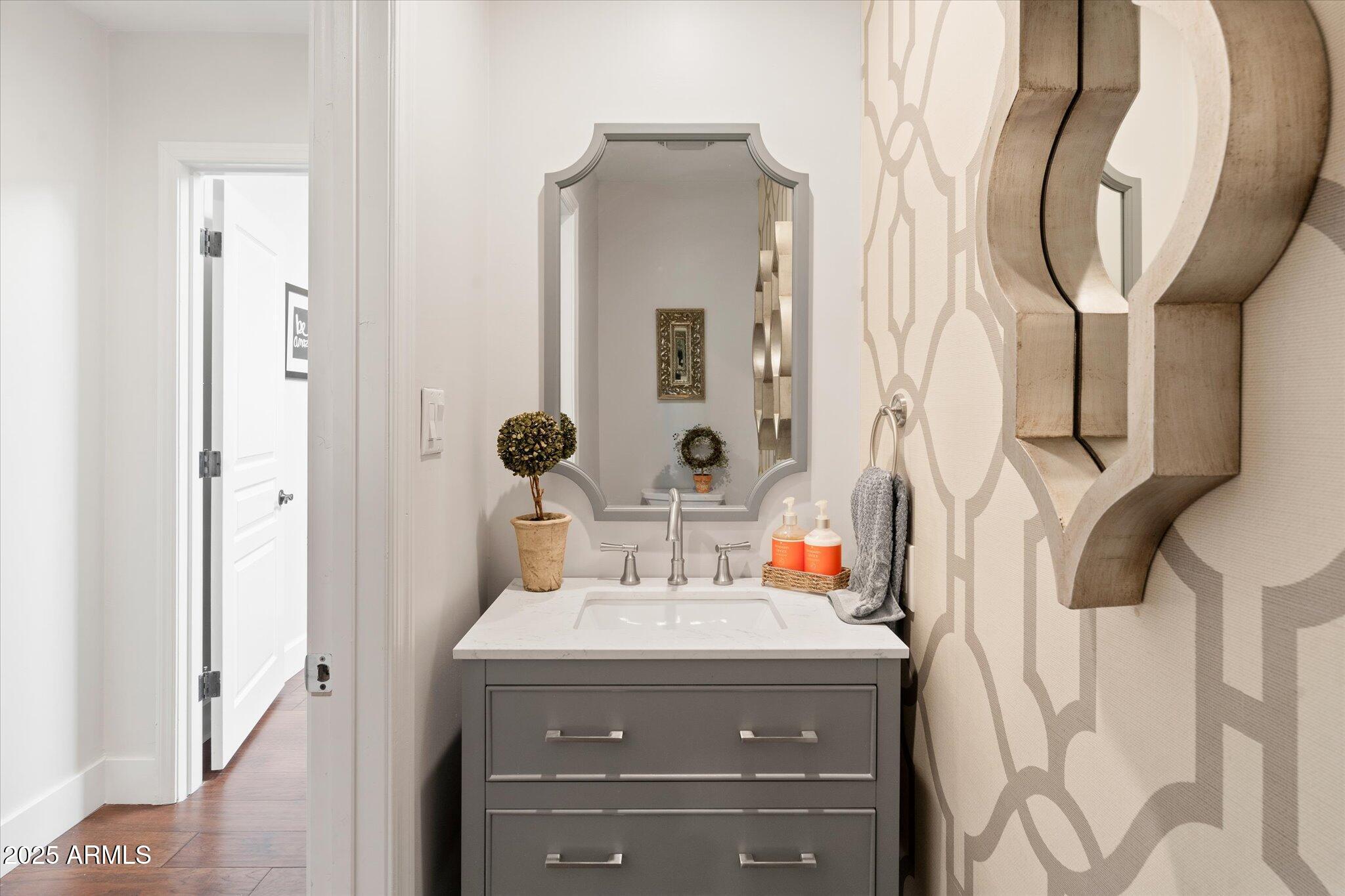 6333 N SCOTTSDALE Road Unit: 5