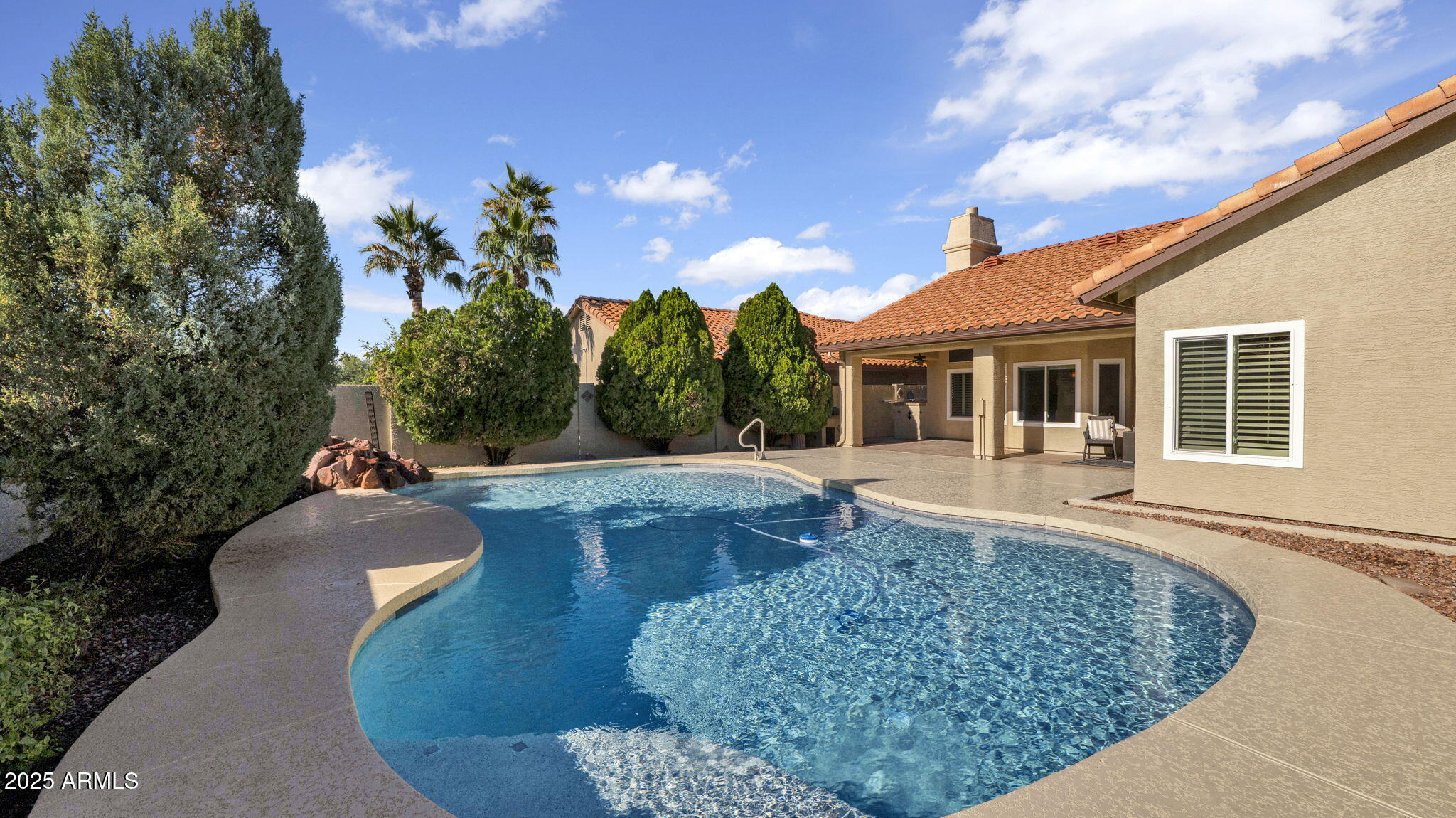 2545 E CATHEDRAL ROCK Drive