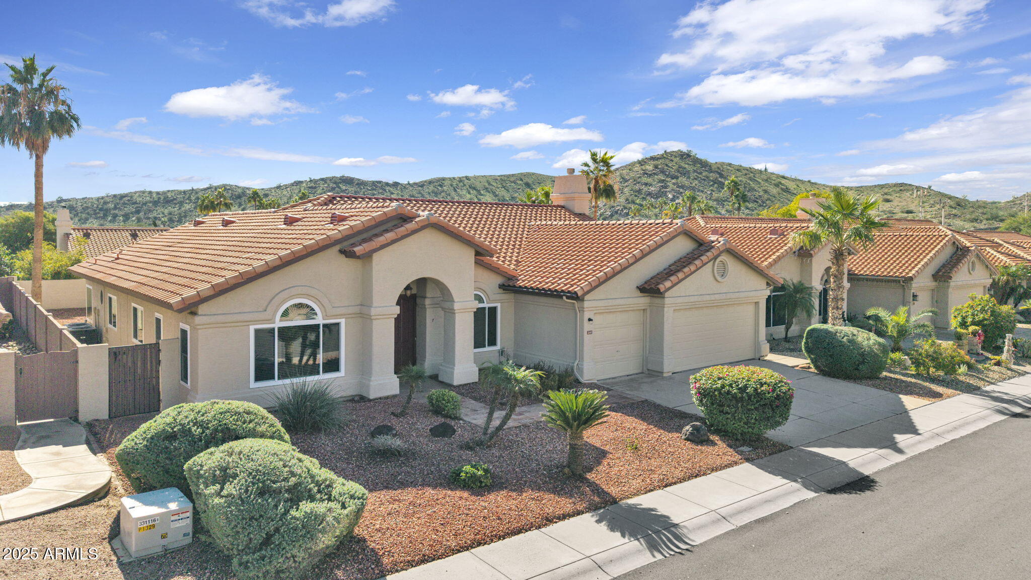 2545 E CATHEDRAL ROCK Drive