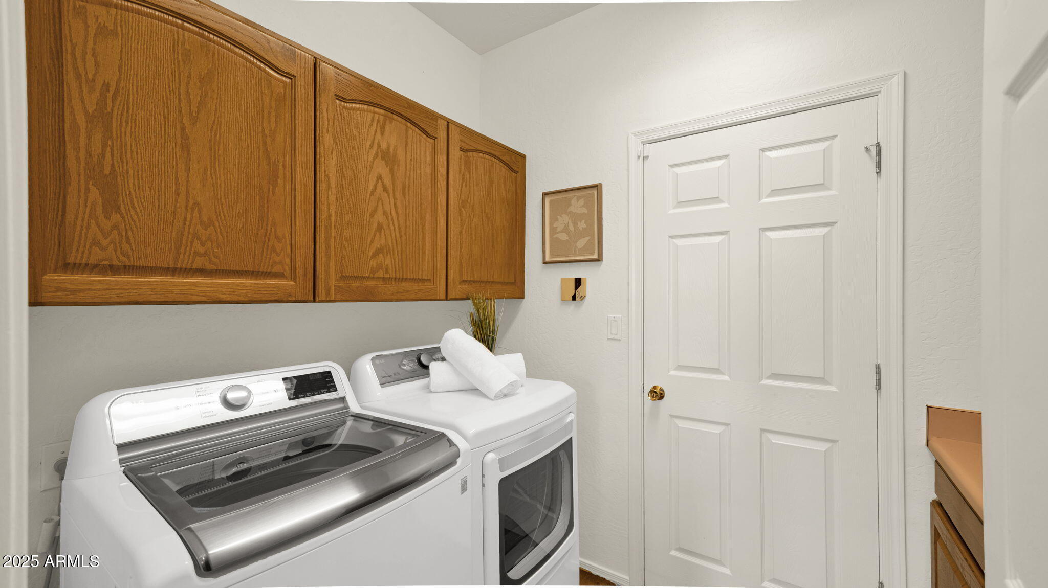 2545 E CATHEDRAL ROCK Drive