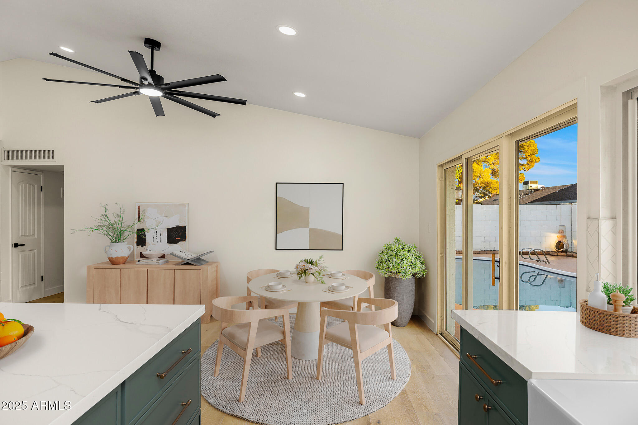 2607 E CORRINE Drive