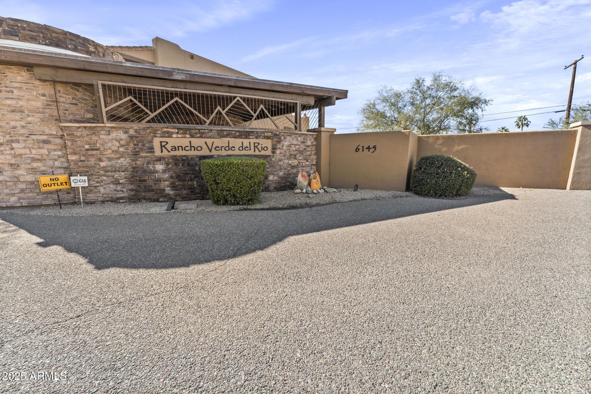 6145 E CAVE CREEK Road Unit: 103