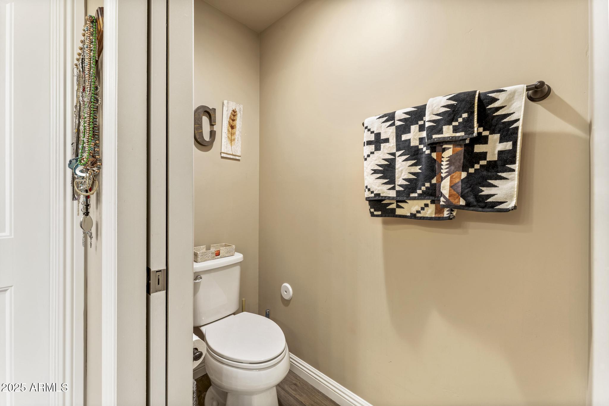 6145 E CAVE CREEK Road Unit: 103