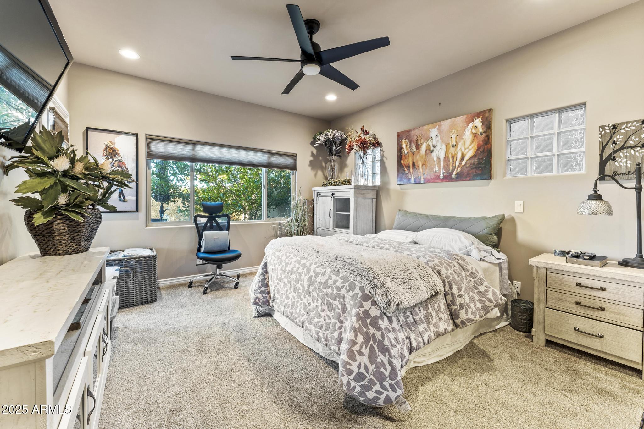 6145 E CAVE CREEK Road Unit: 103