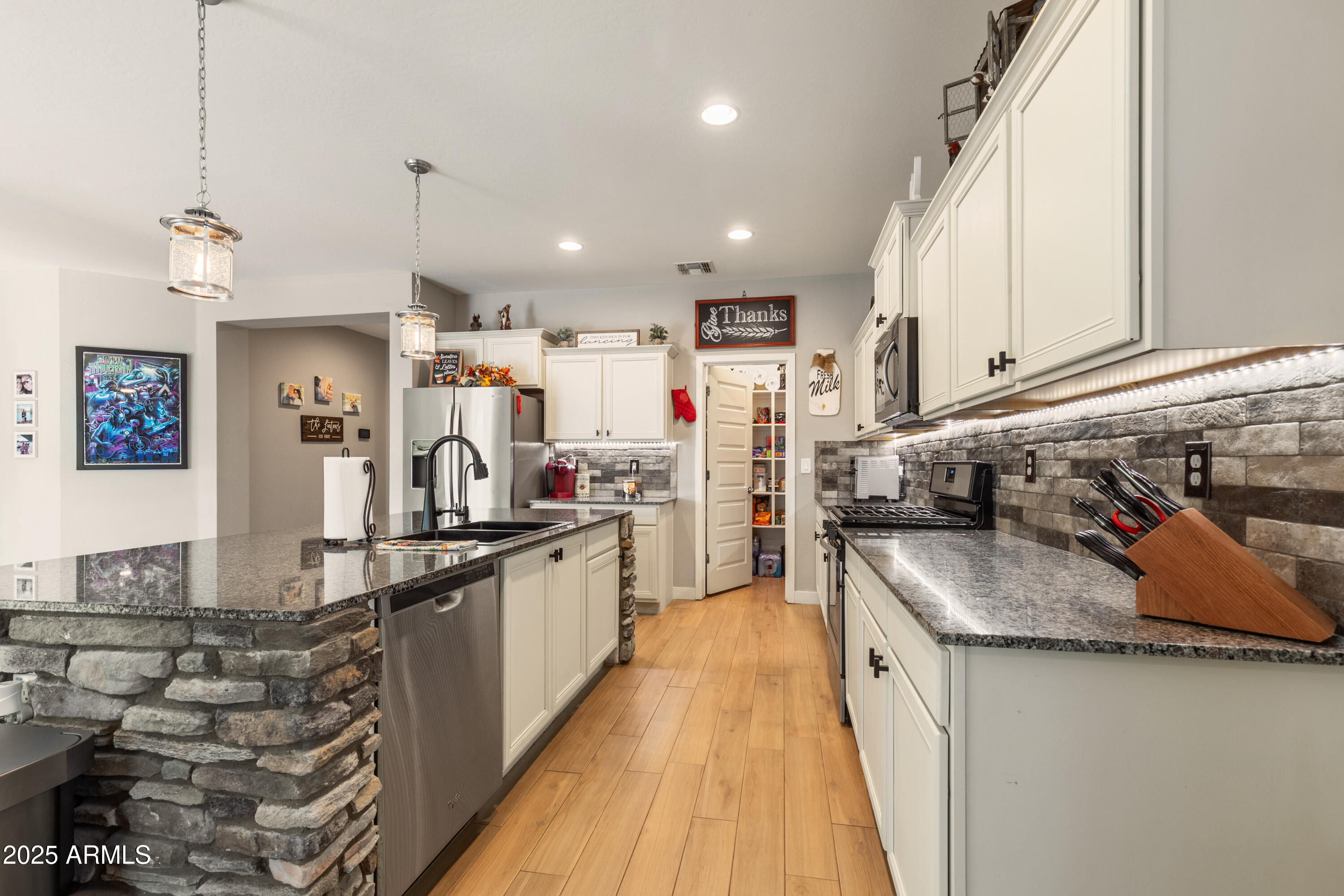 37104 N BIG BEND Road