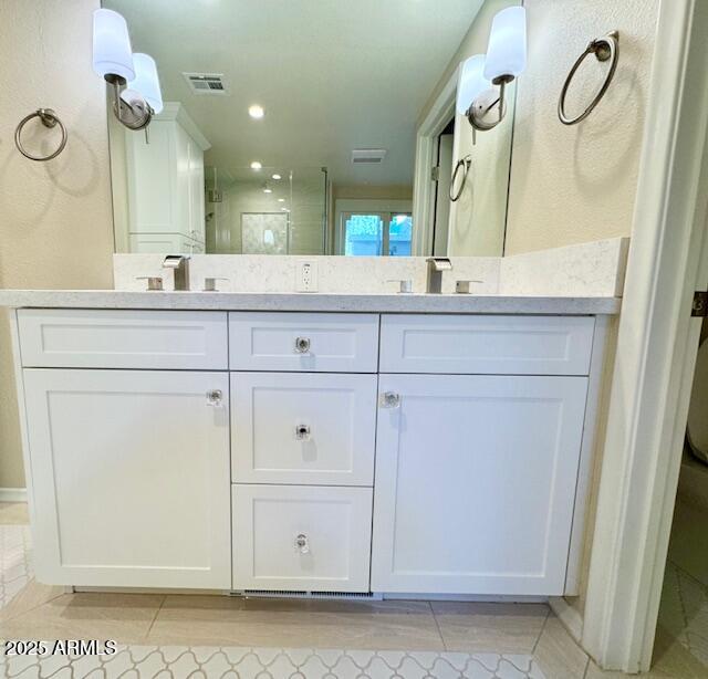 6945 E GLENROSA Avenue