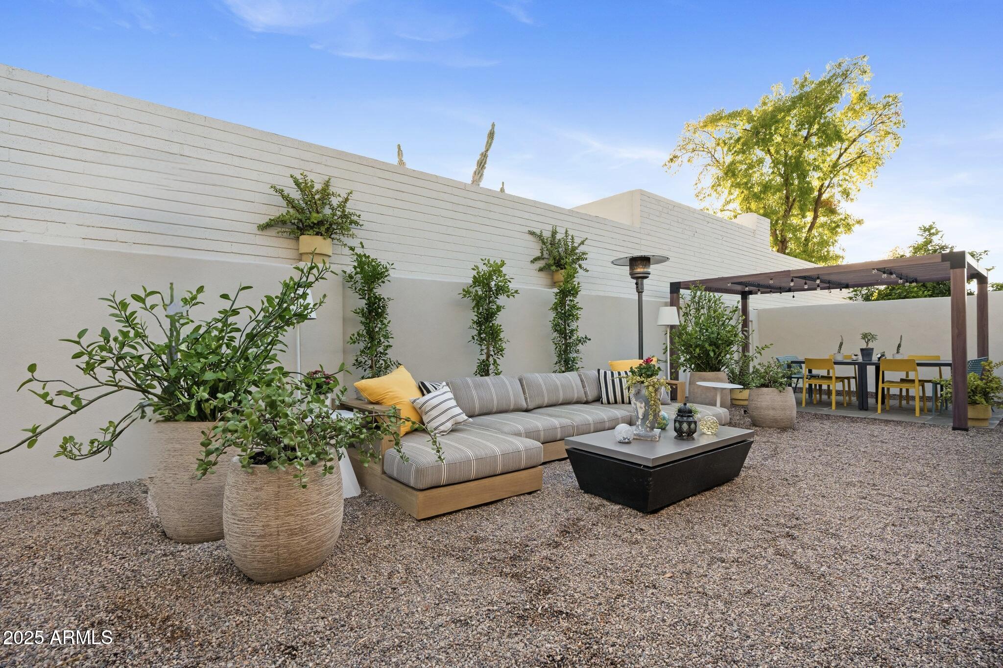 8749 E VIA DE DORADO