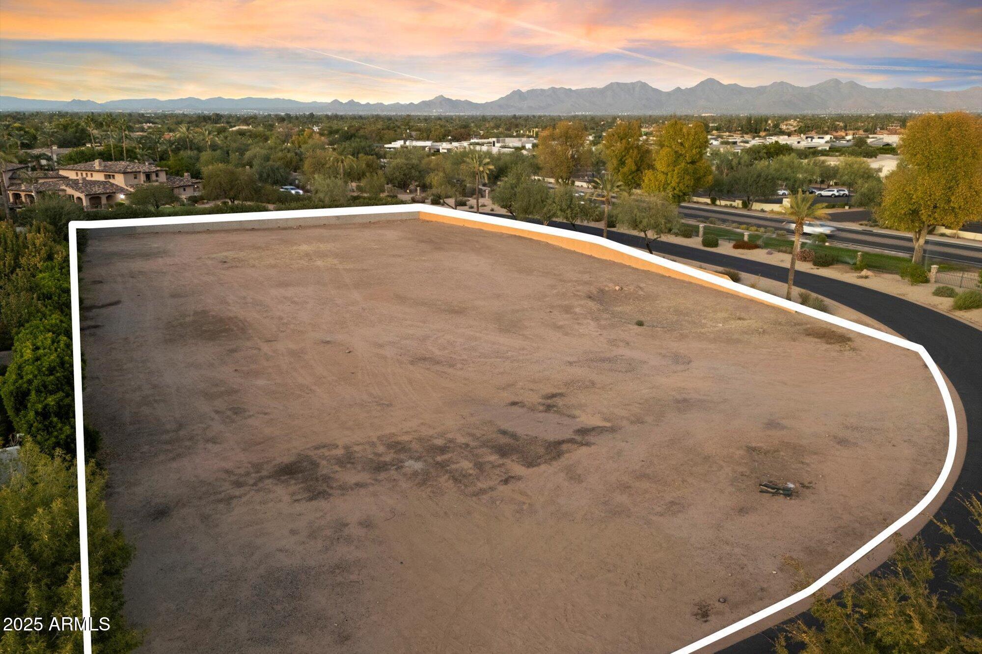 6700 E CACTUS WREN Road 30