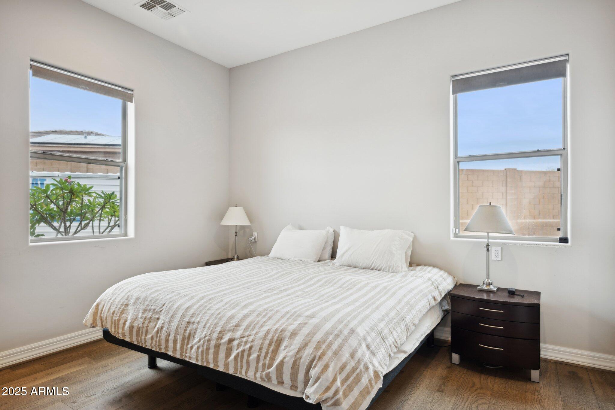 5237 E MONTGOMERY Road