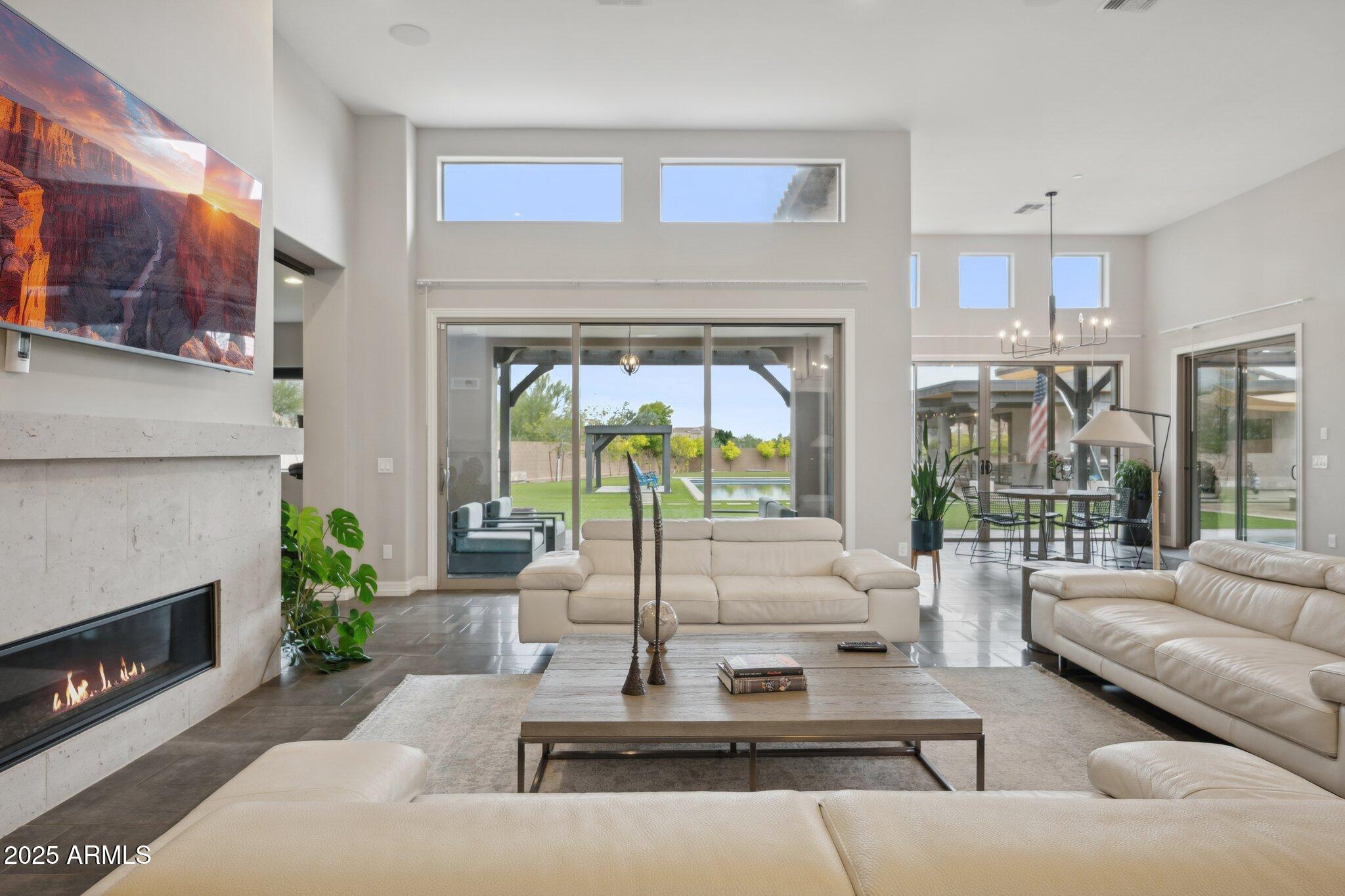 5237 E MONTGOMERY Road