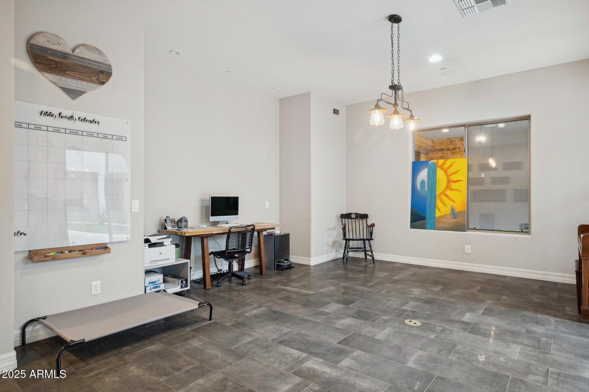 5237 E MONTGOMERY Road