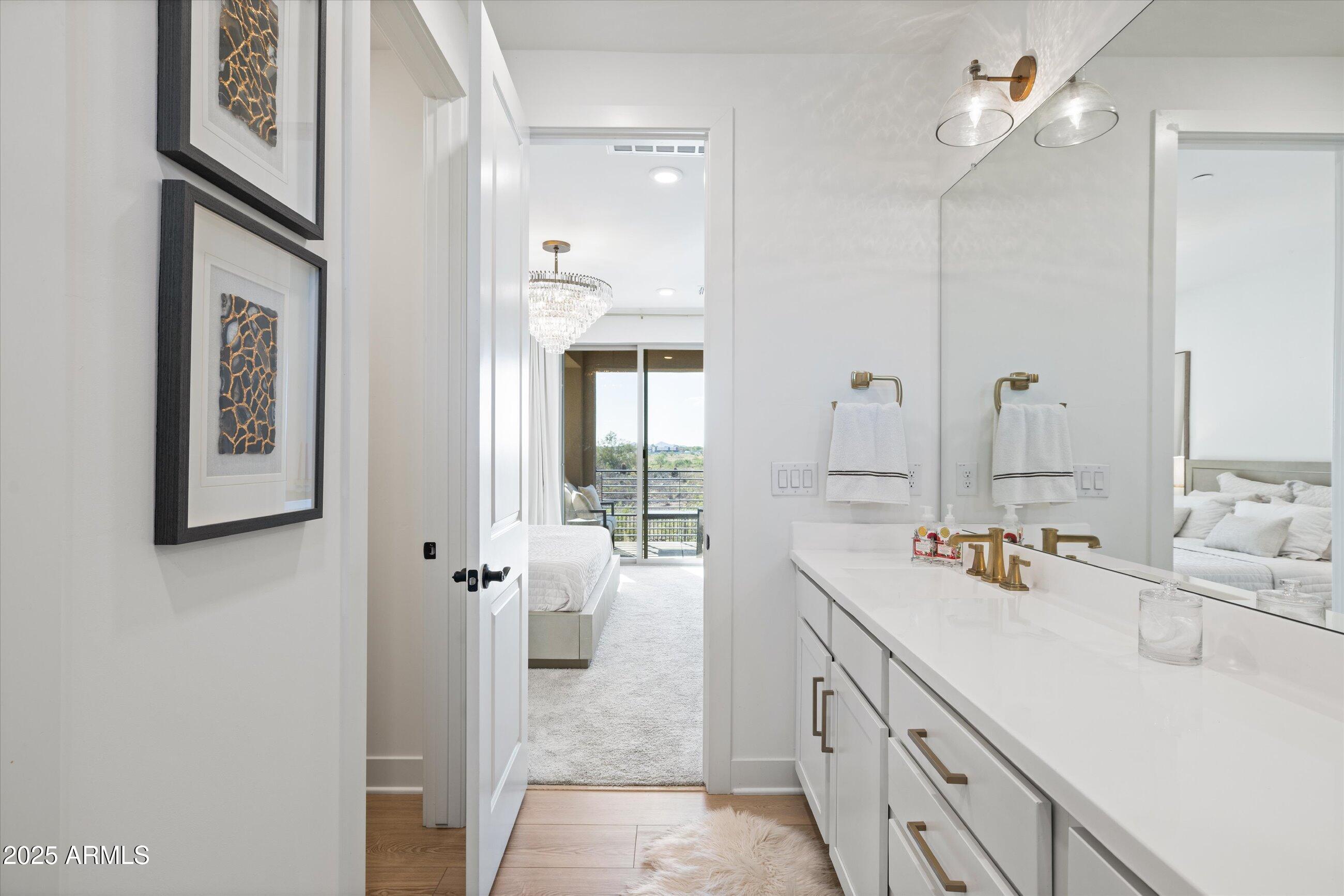 2121 W Sonoran Desert Drive 8