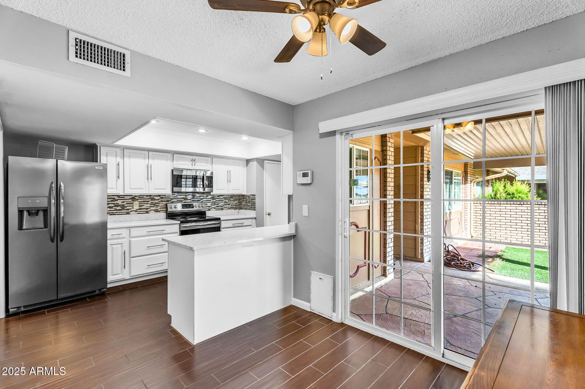 13621 N EMBERWOOD Drive