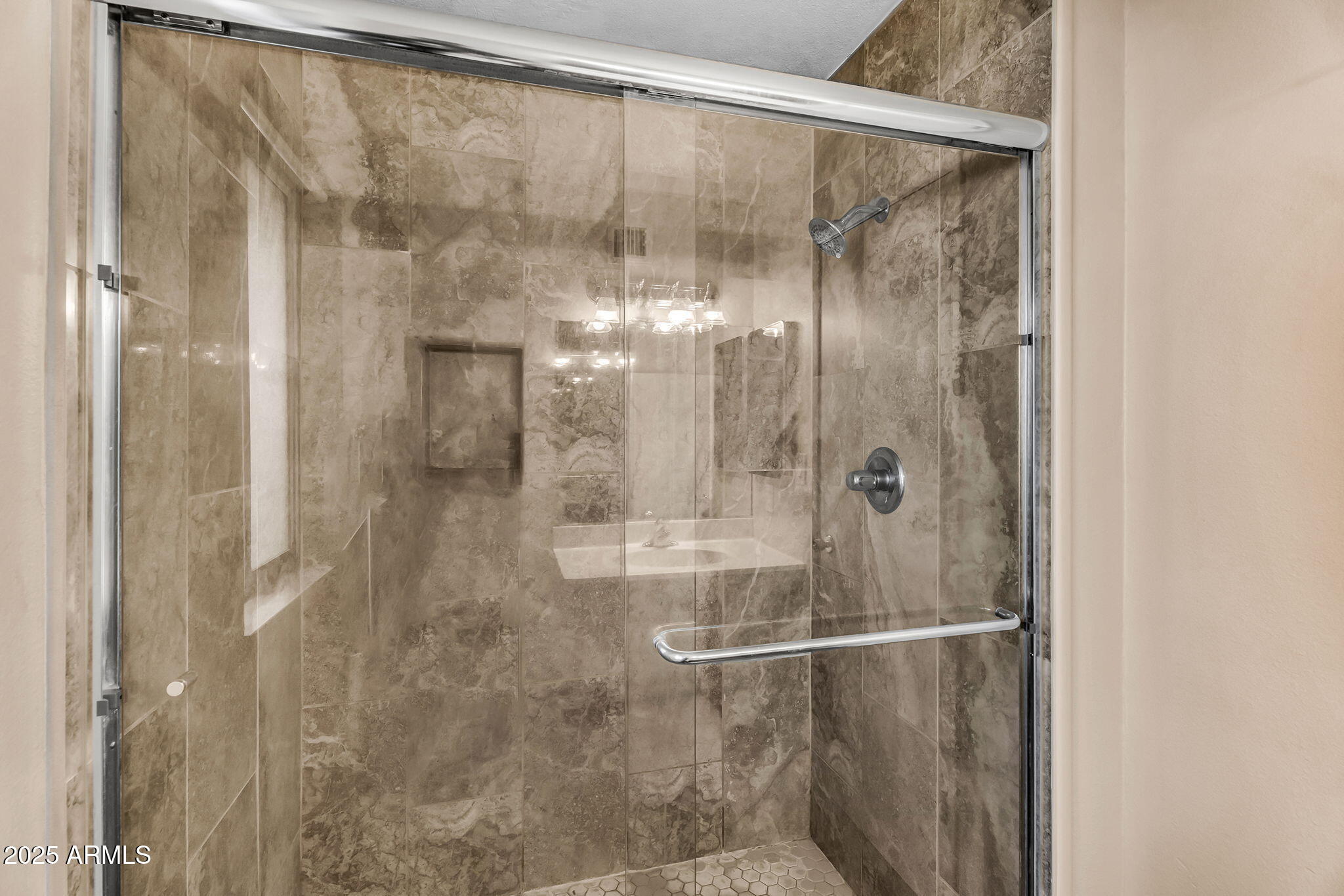 13621 N EMBERWOOD Drive