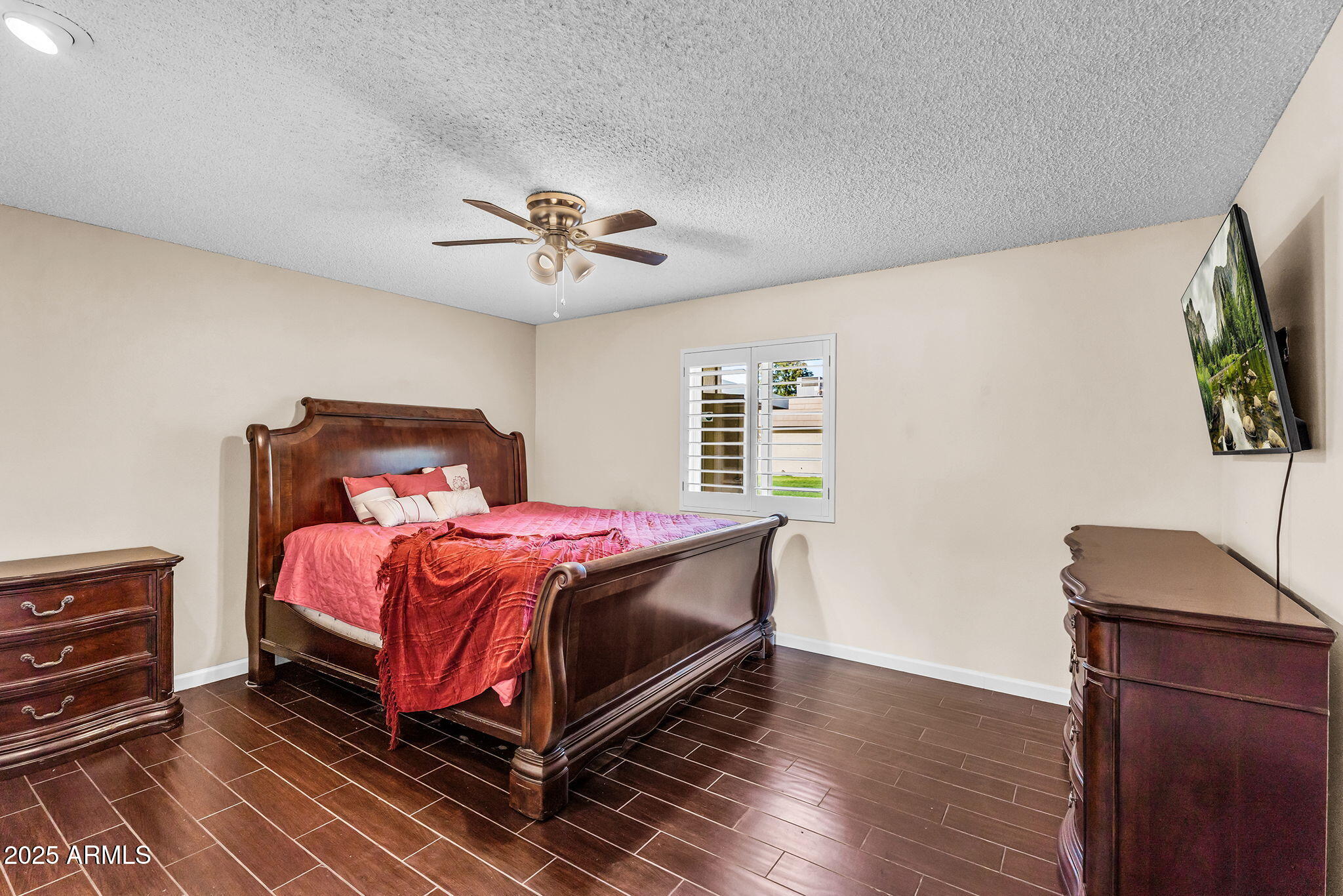 13621 N EMBERWOOD Drive