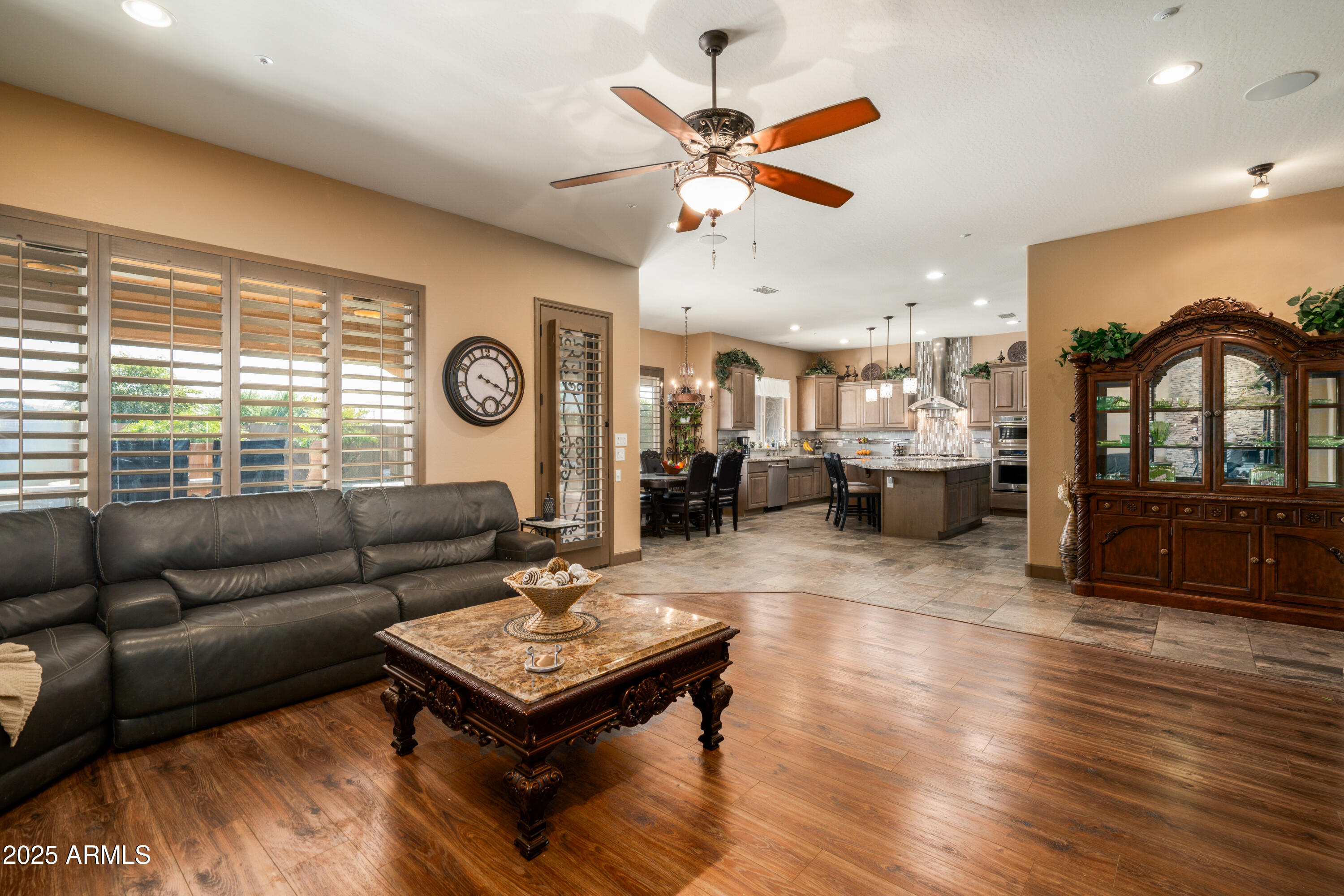 12937 W CALLE DE SOL