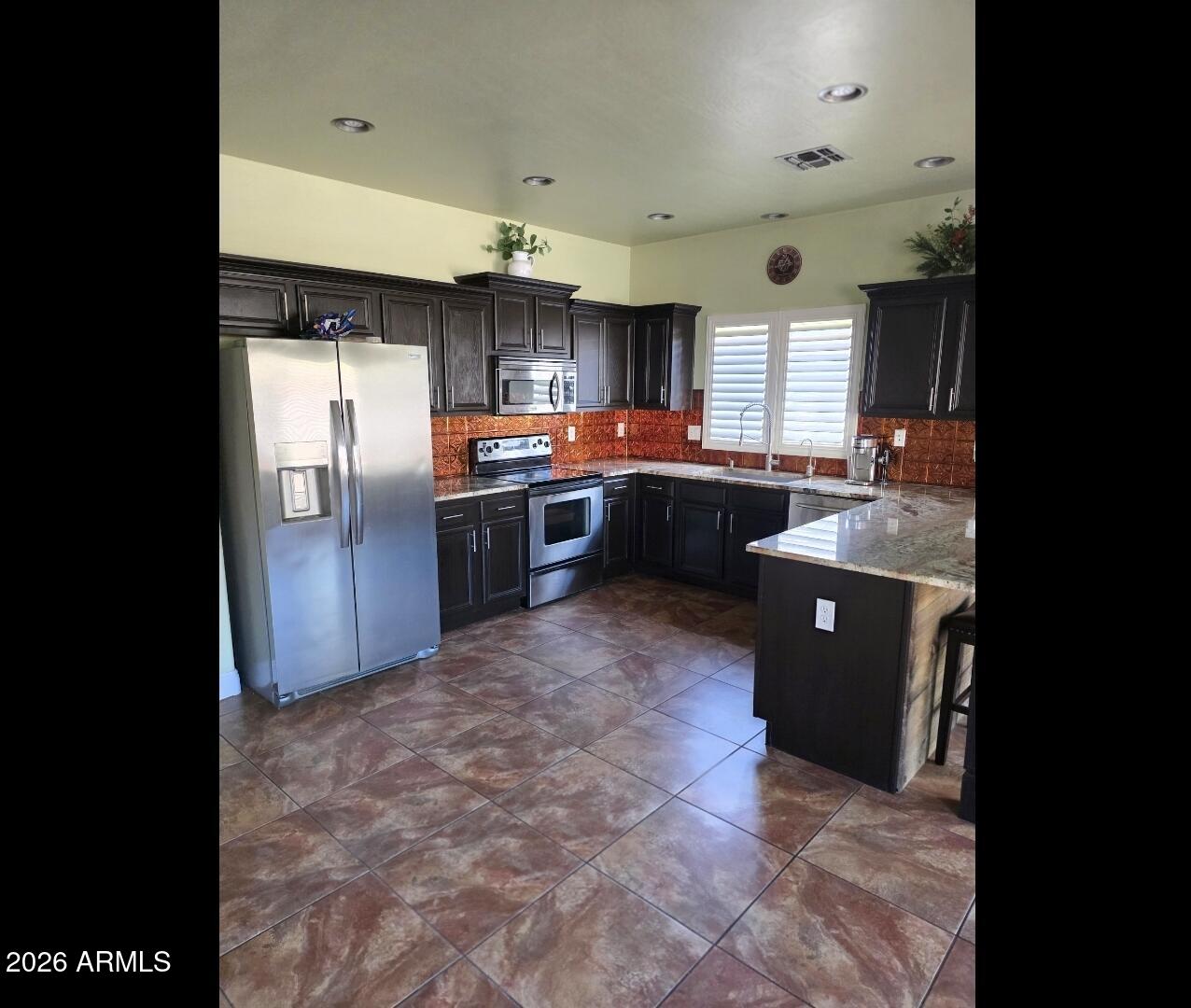 1938 E LOS ALAMOS Street