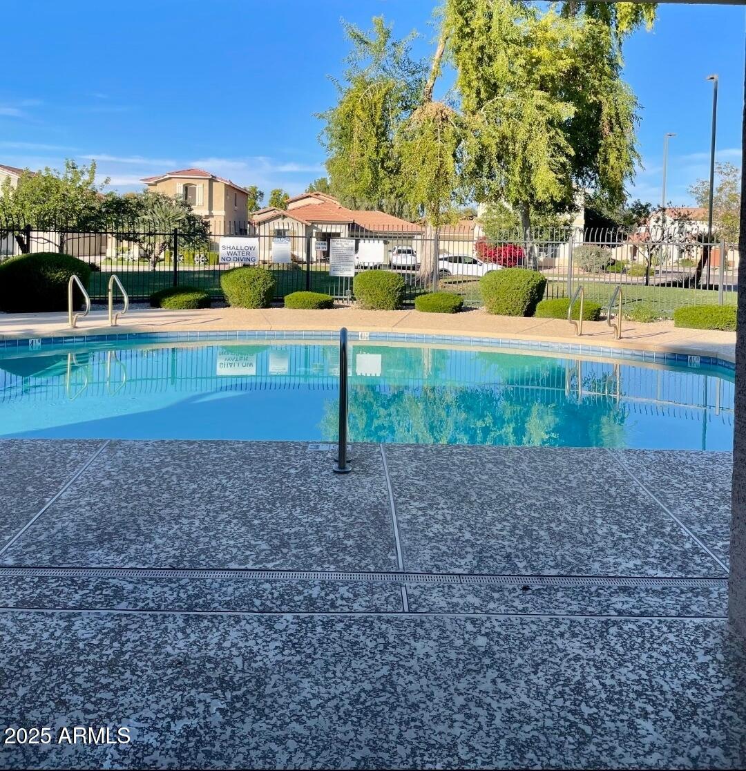 1938 E LOS ALAMOS Street