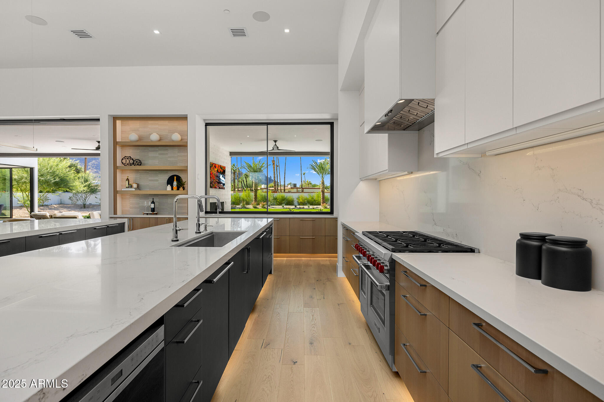 5800 N MONTE VISTA Drive