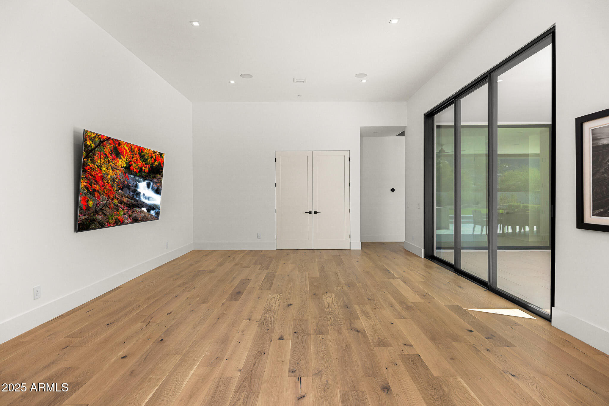 5800 N MONTE VISTA Drive