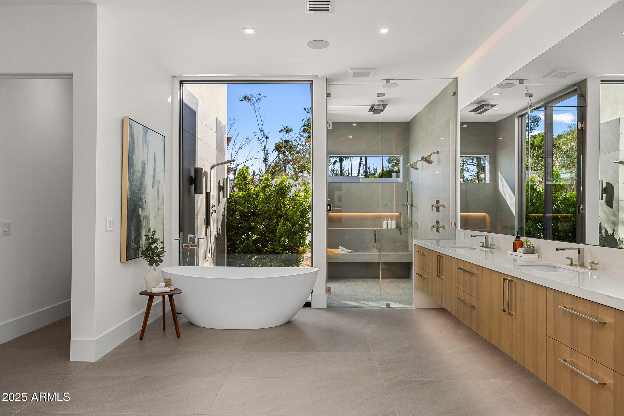 5800 N MONTE VISTA Drive