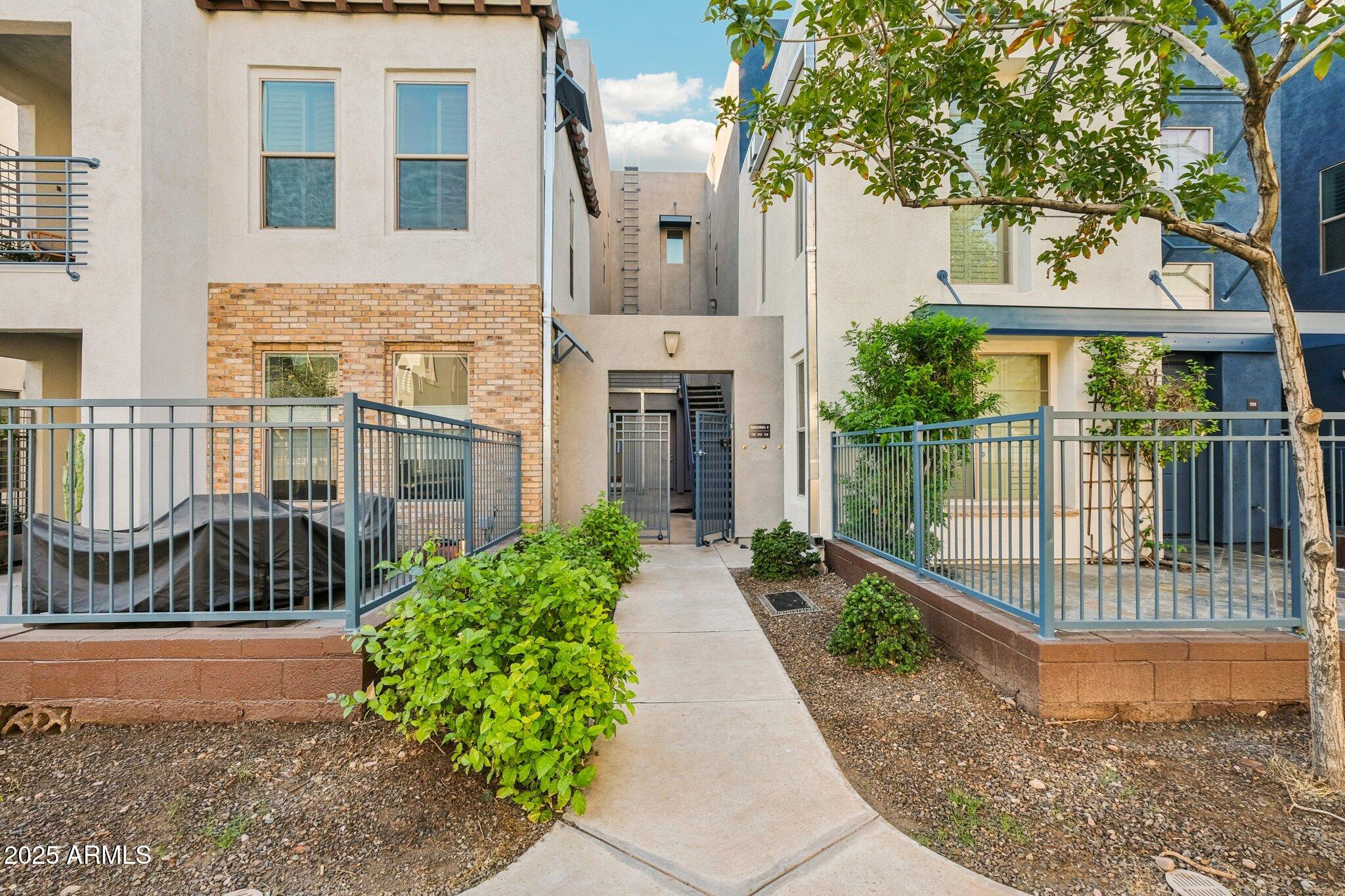 615 E PORTLAND Street 115