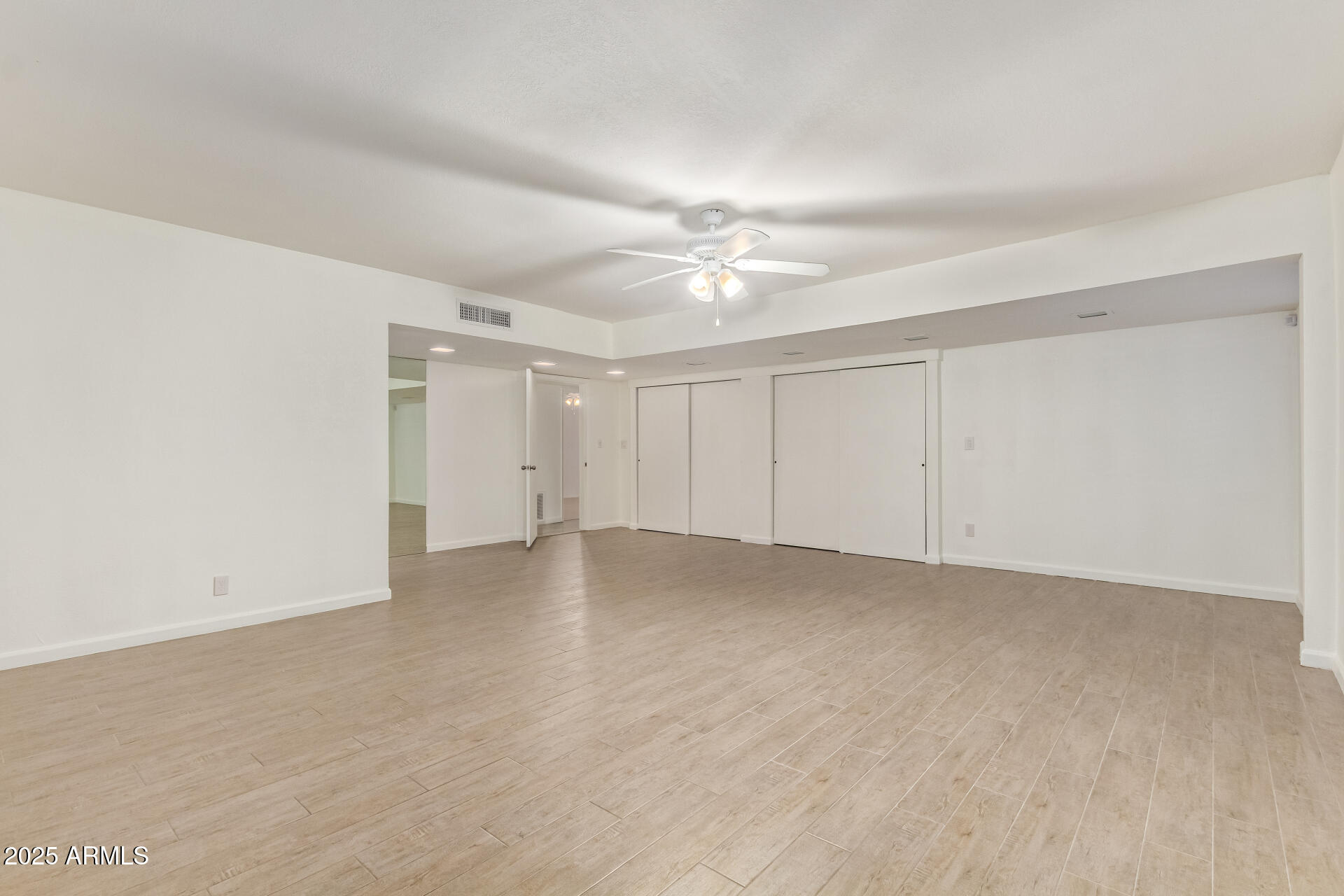 5401 E EXETER Boulevard