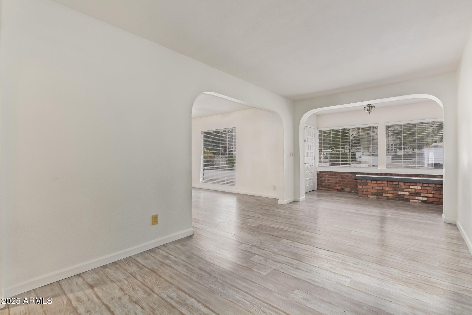 5401 E EXETER Boulevard