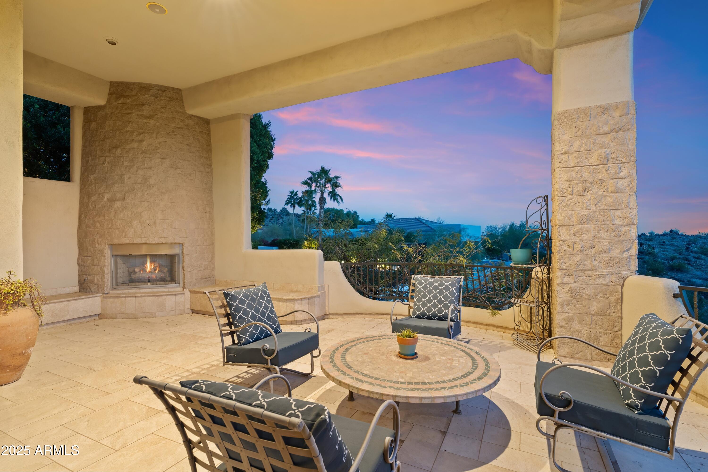 6621 N ARIZONA BILTMORE Circle