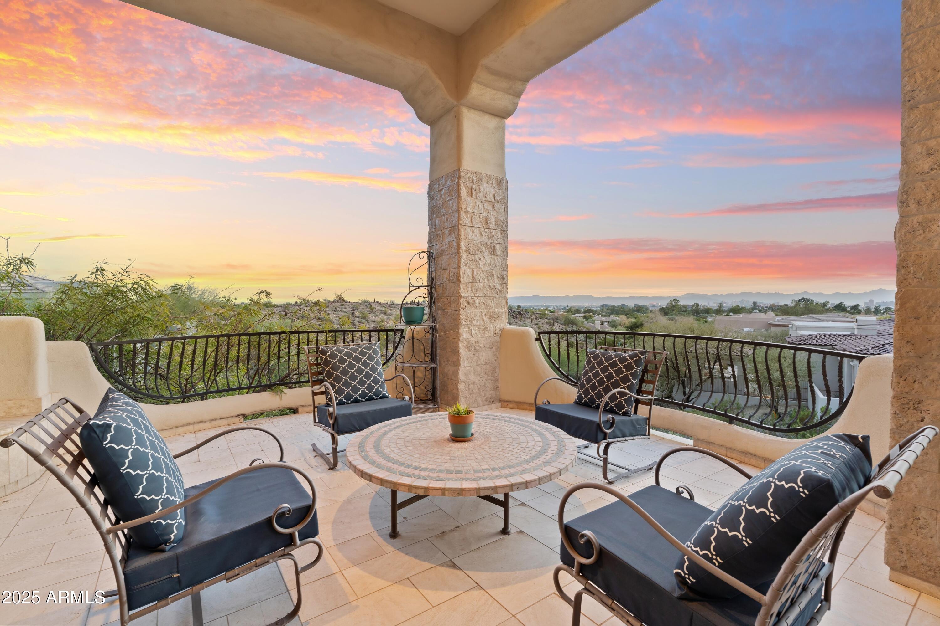 6621 N ARIZONA BILTMORE Circle