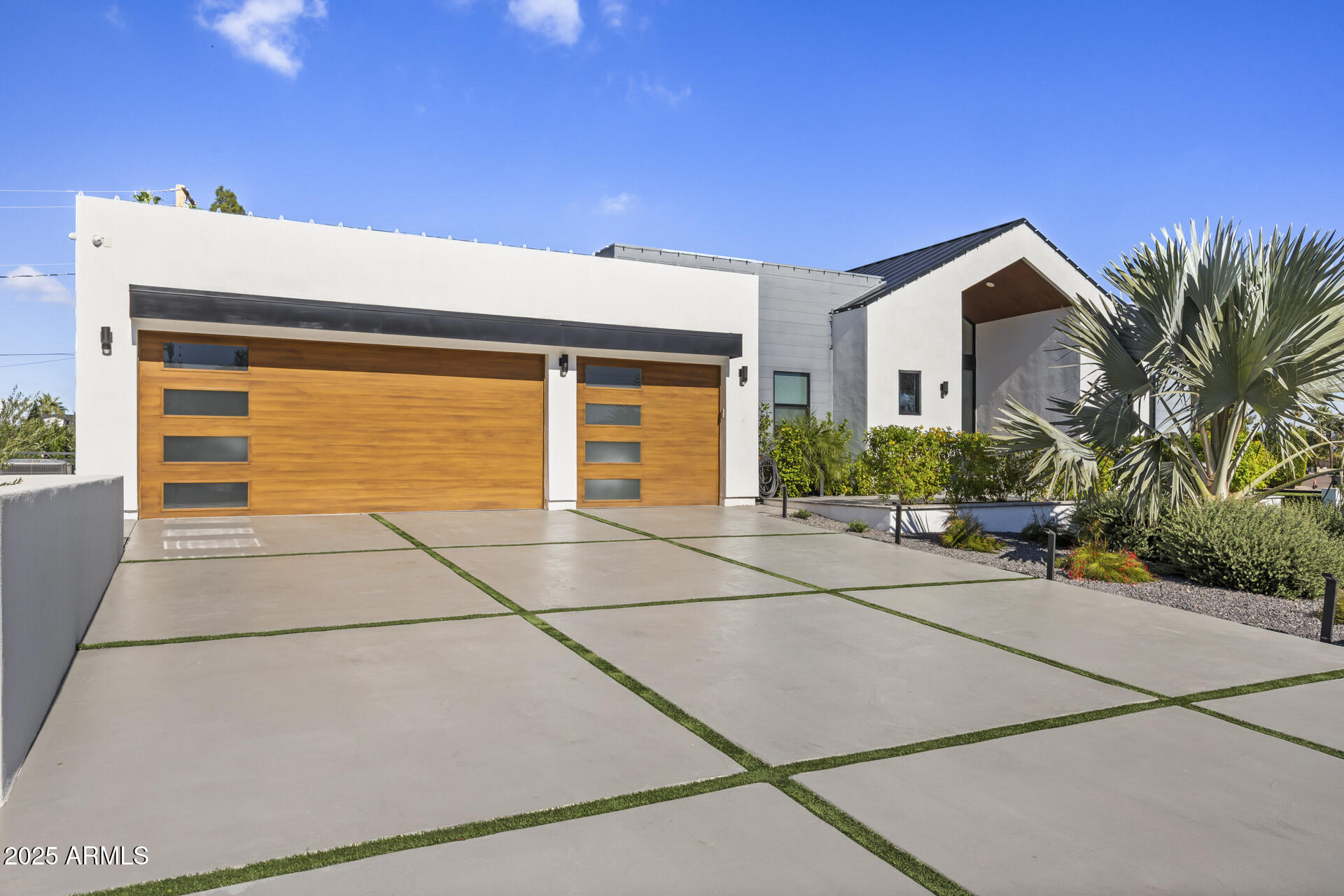 6426 E CALLE CAMELIA Avenue