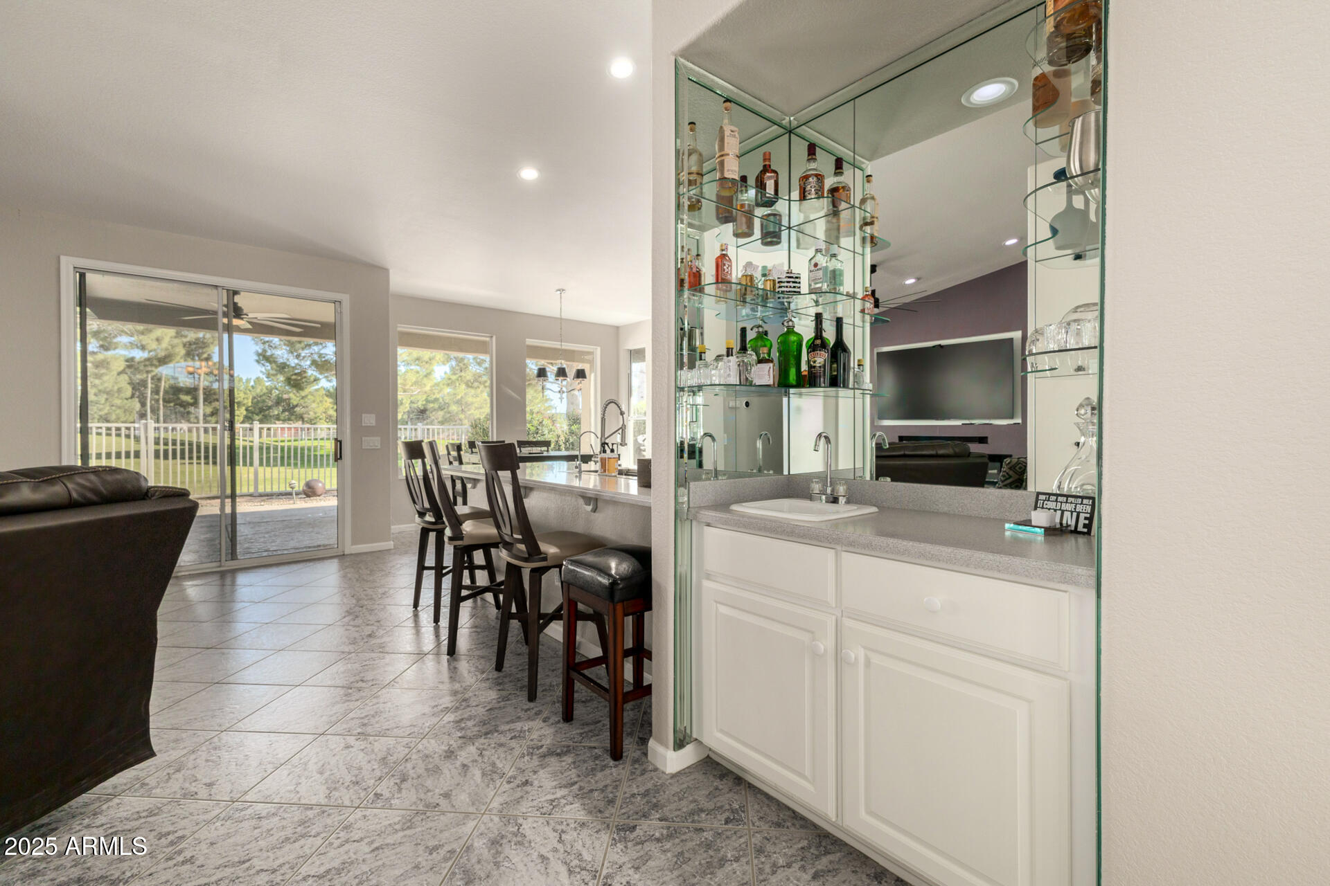 5733 S AMBERWOOD Drive