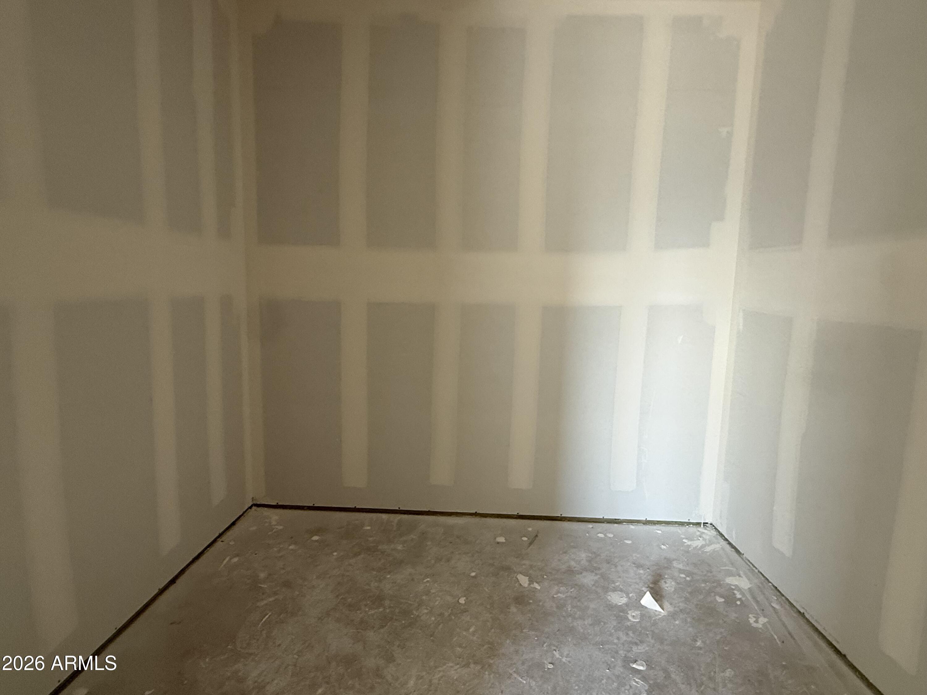 9537 W TAMARISK Avenue