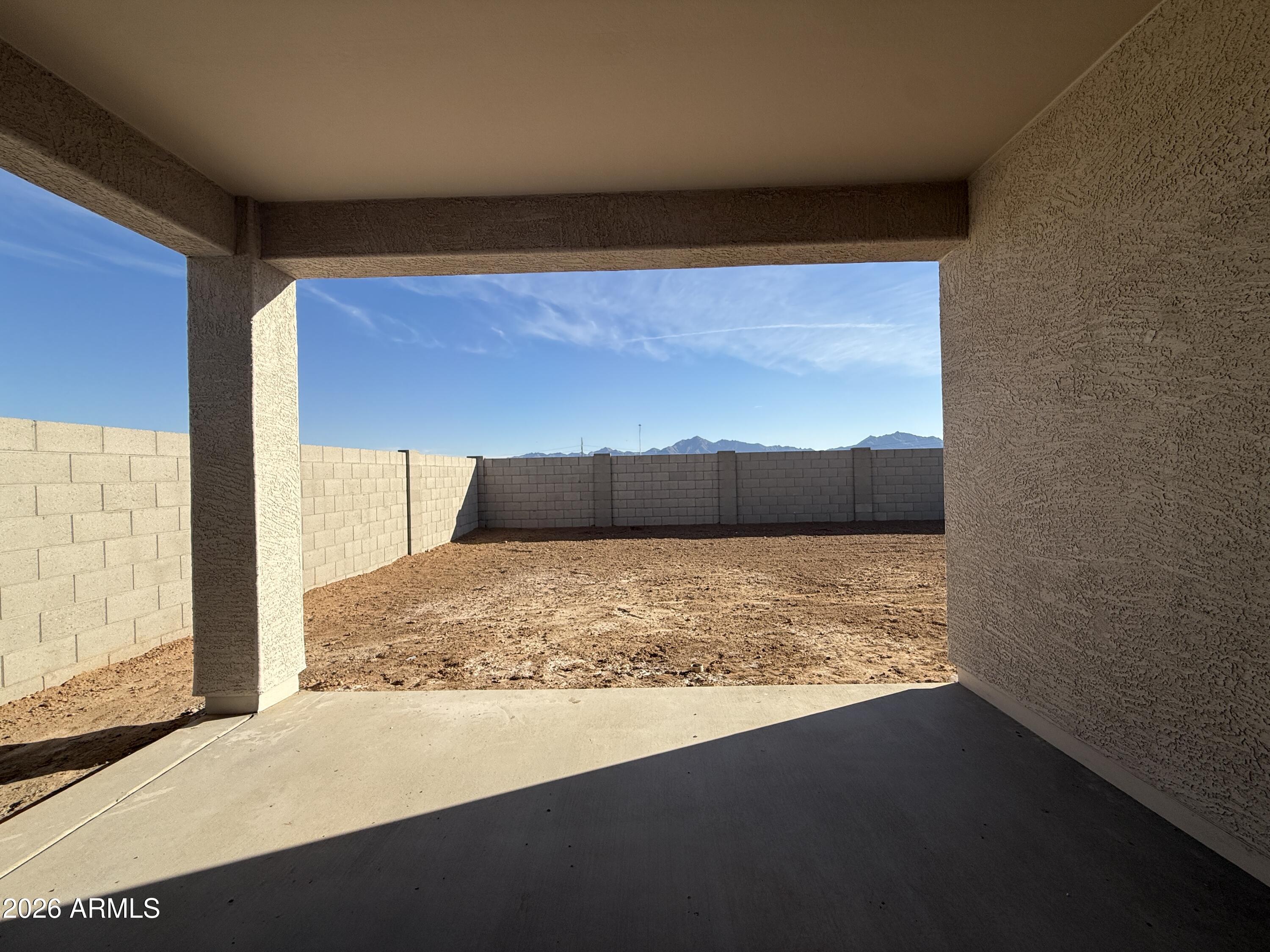 9537 W TAMARISK Avenue