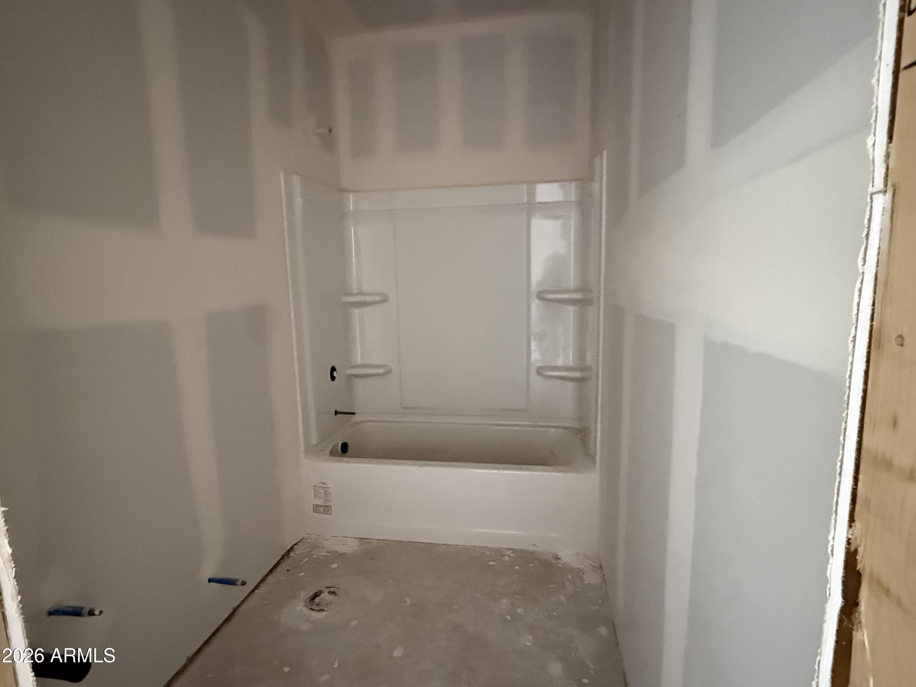 9537 W TAMARISK Avenue