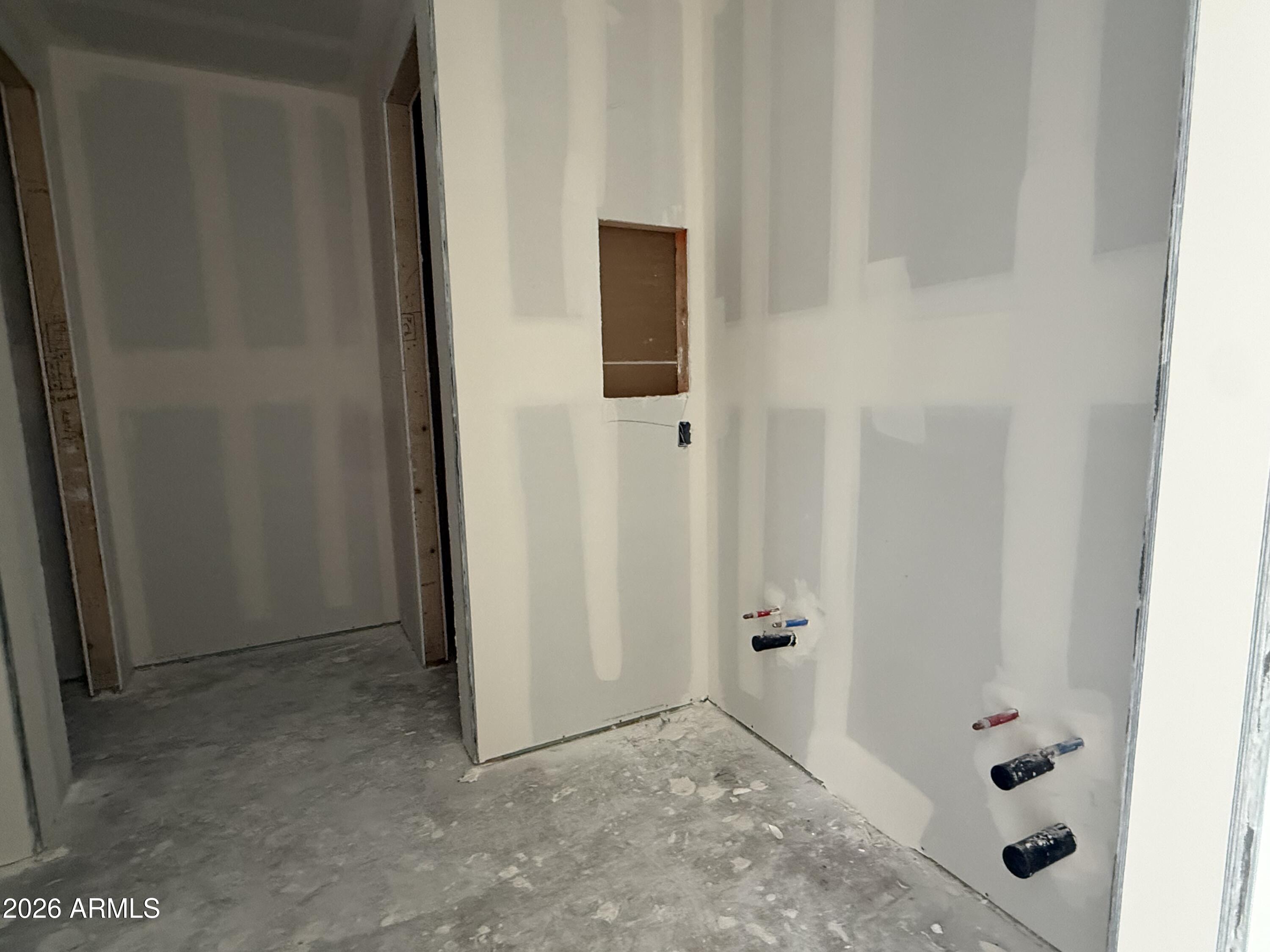 9537 W TAMARISK Avenue