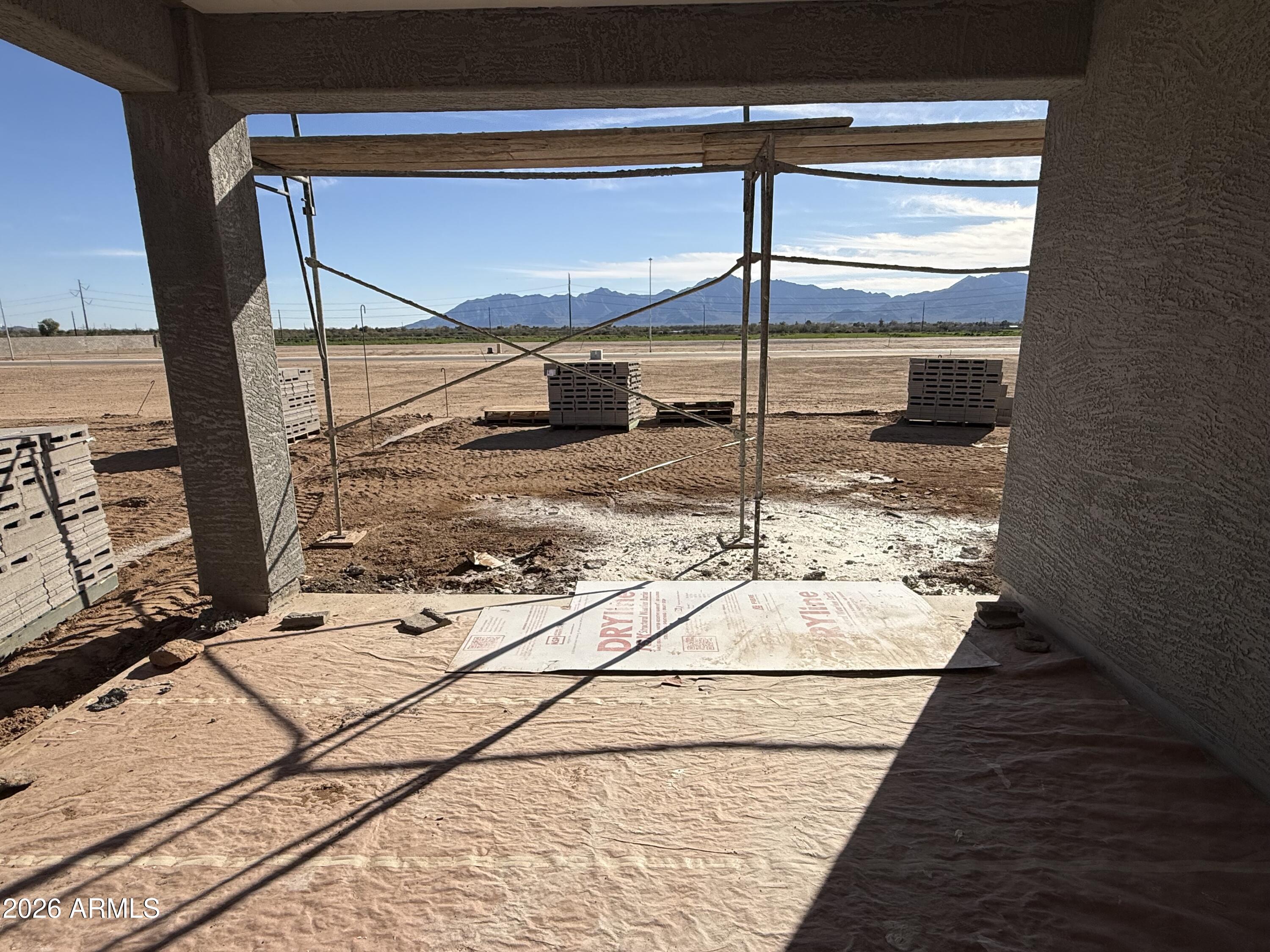 9537 W TAMARISK Avenue