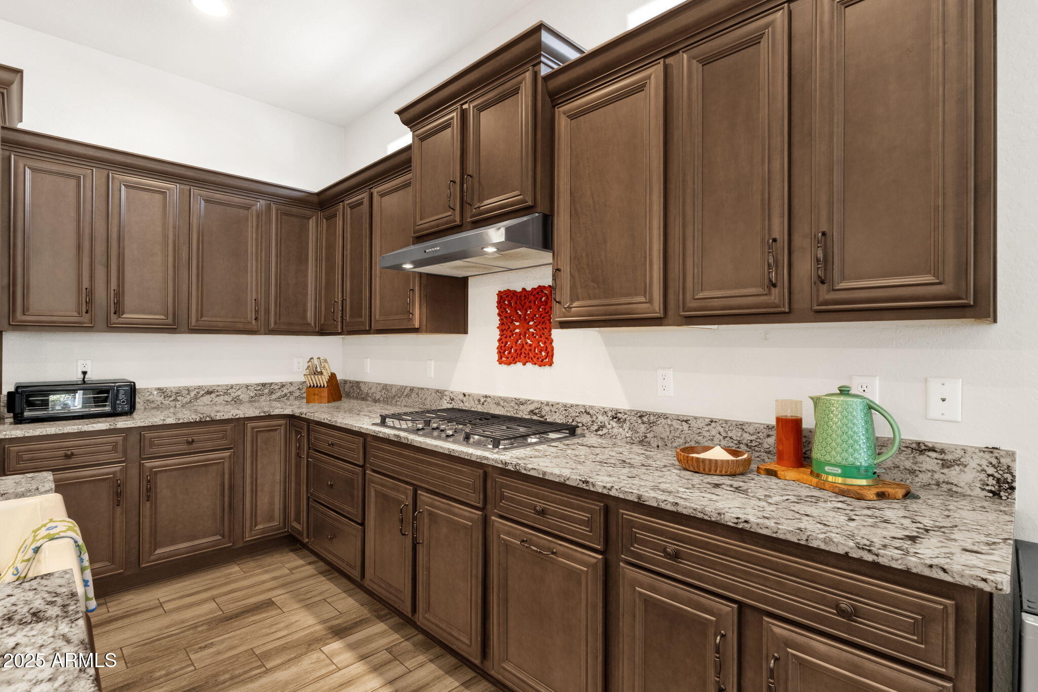 4525 E FOUNTAIN Street