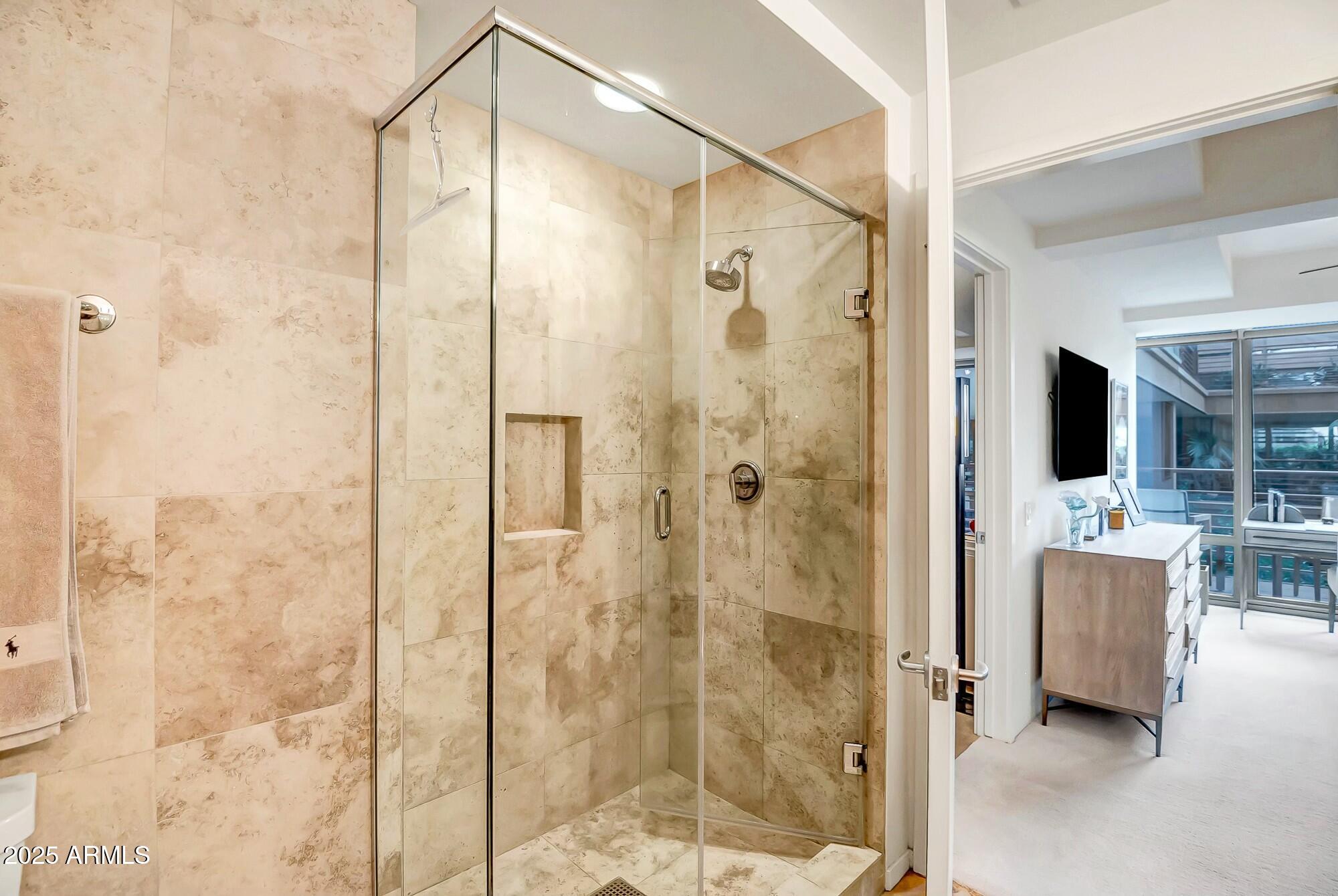 7121 E RANCHO VISTA Drive 2002